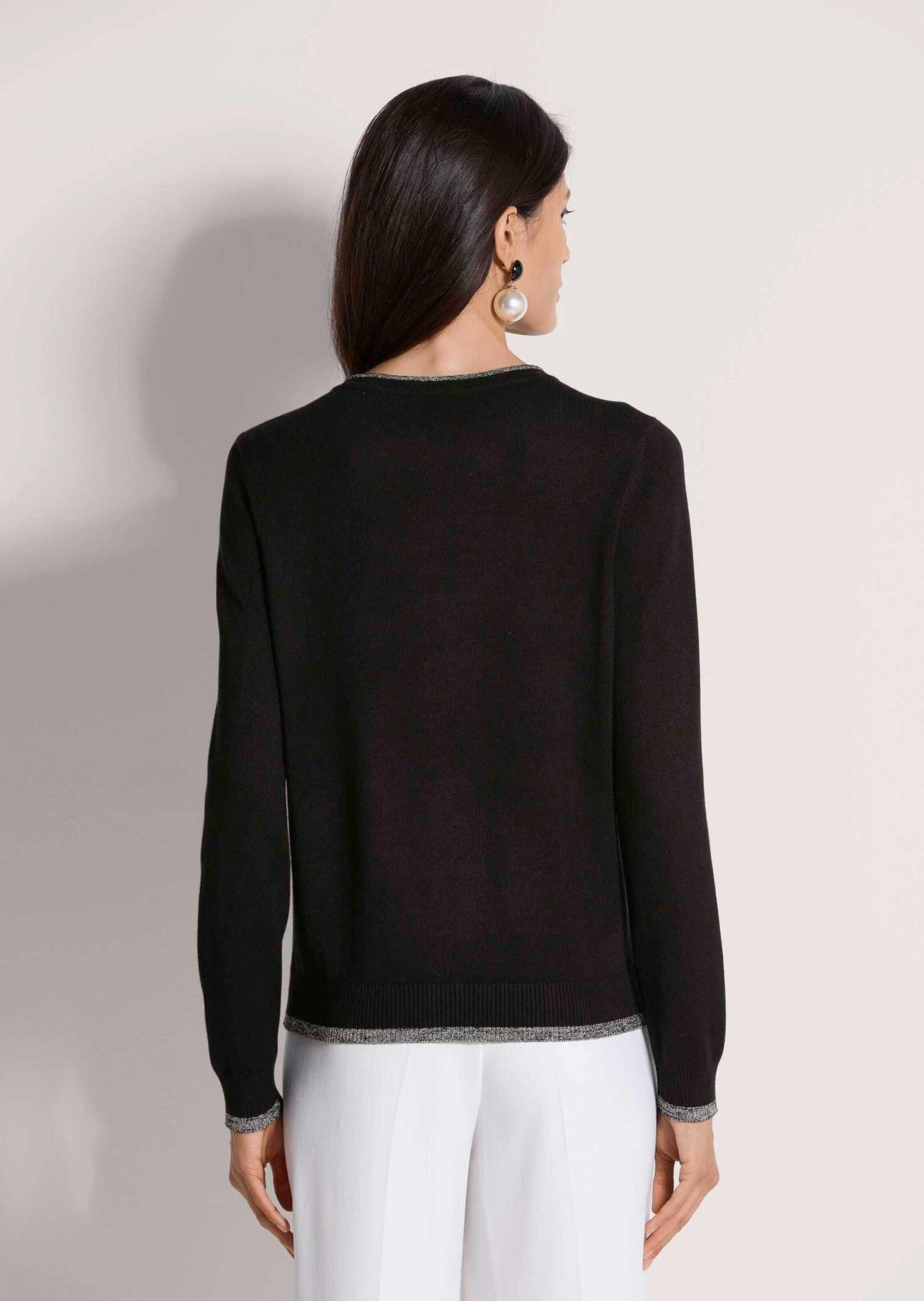 MADELEINE Strickjacke »Strickjacke Lockere Feinstrick-Jacke mit Kontrasten« Schmale Glanzstreifen an Abschlüssen