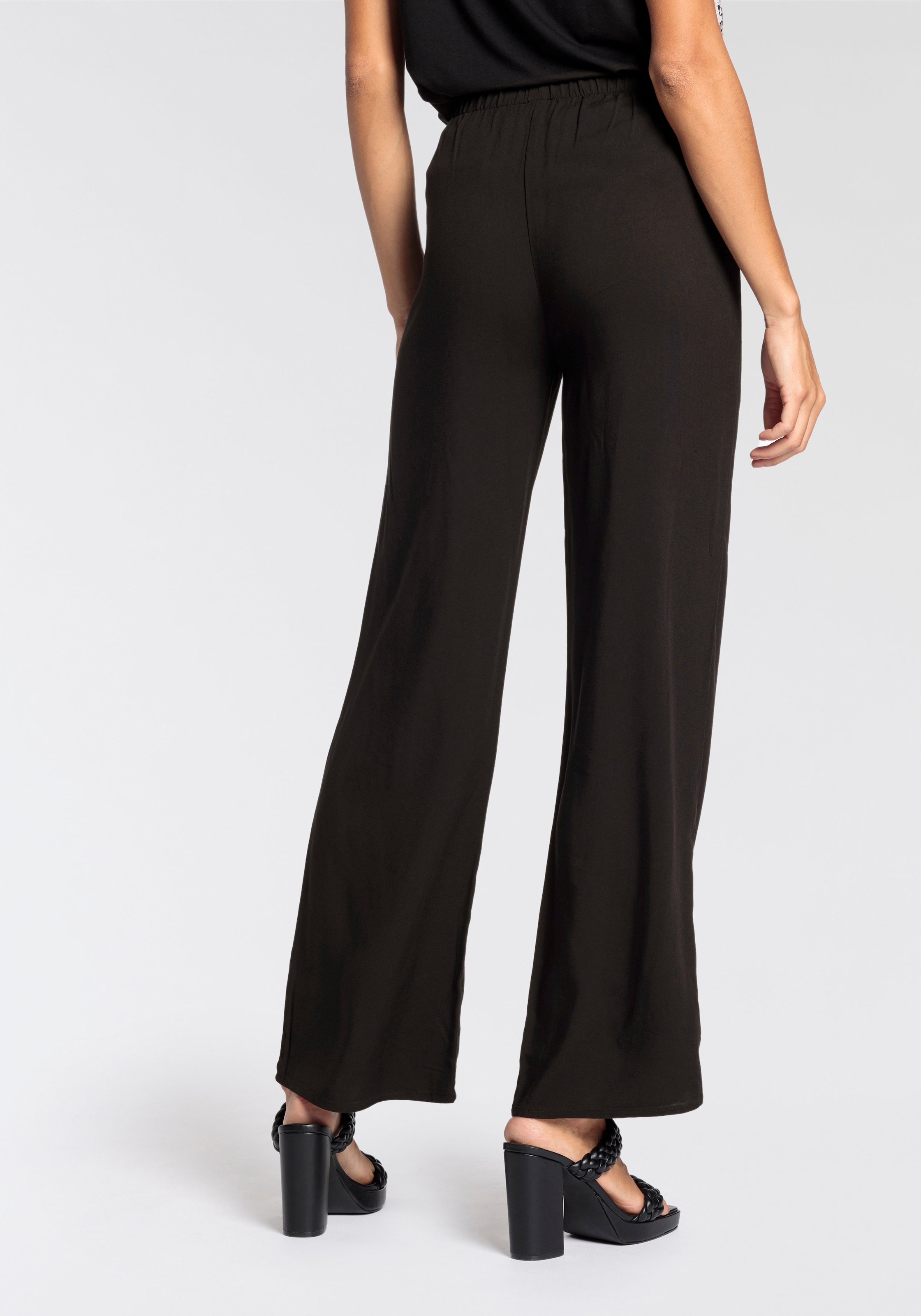 Laura Scott Webhose, mit Gummizug an der Taille