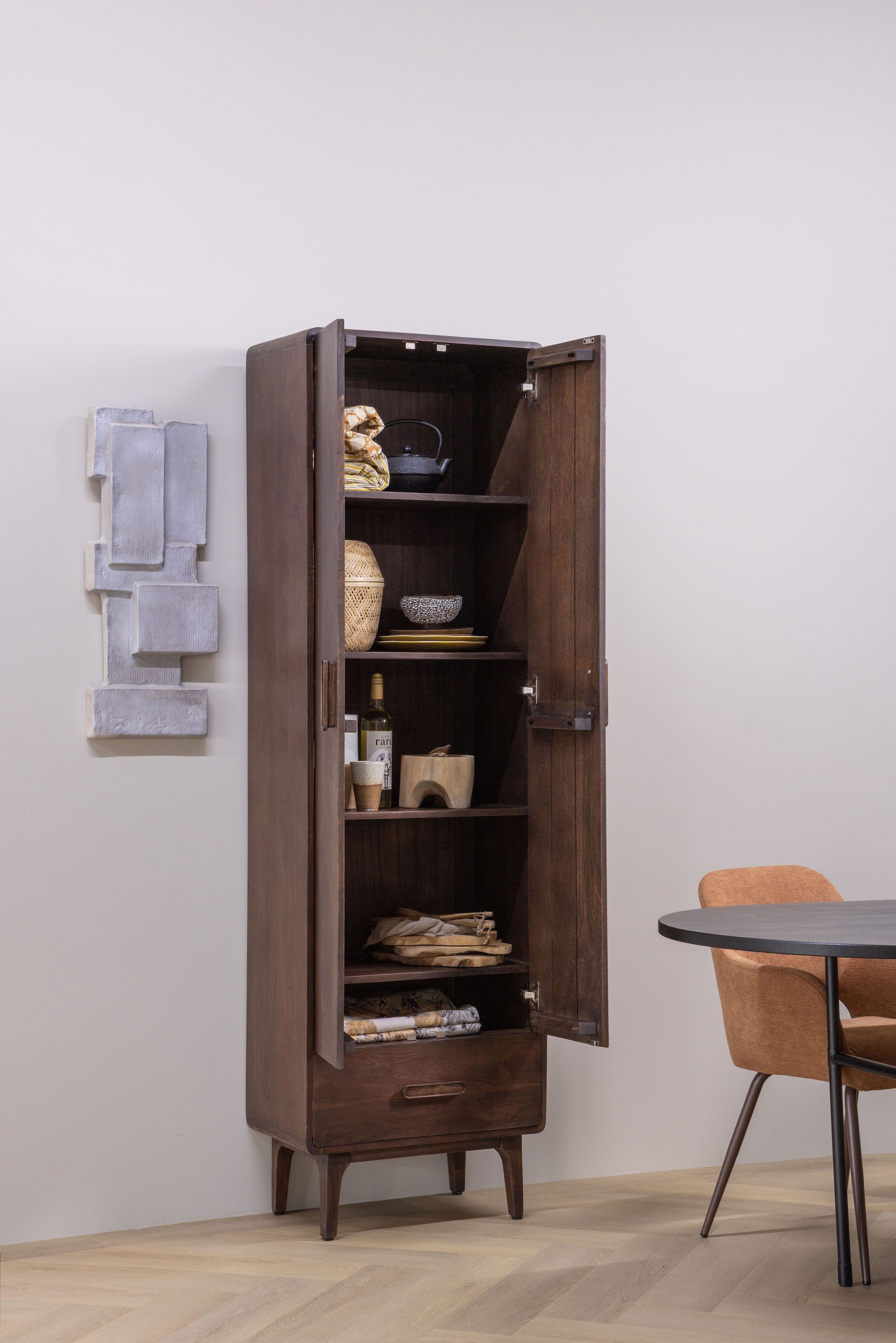 WOOOD Mehrzweckschrank »Liya Massivholz Mangoholz mit abgerundeten Ecken B 60x D 35x H 200 cm« Tragkraft 20 kg, einfach zu montieren, sichtbare Maserung
