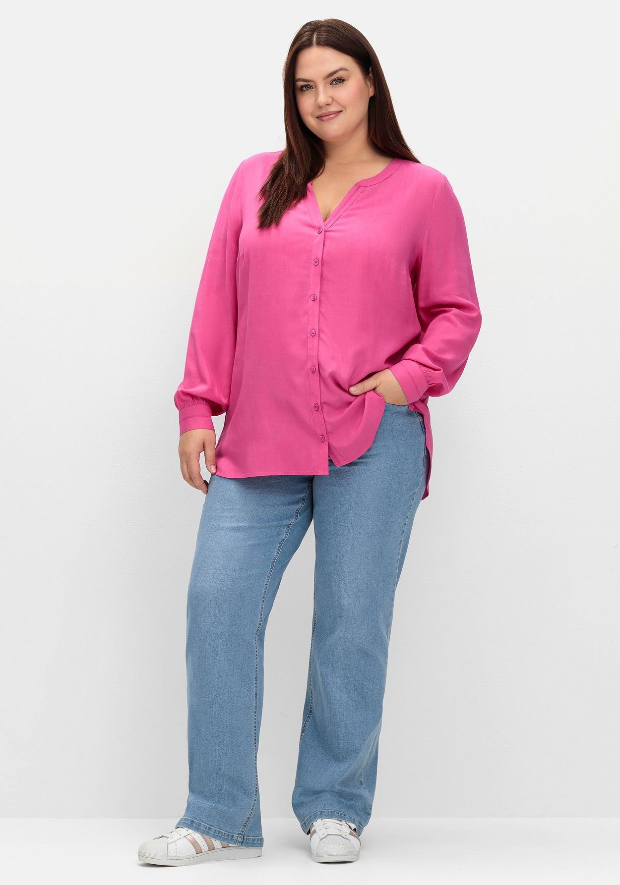 Sheego Longbluse »Longbluse mit tonigen Stickereien«