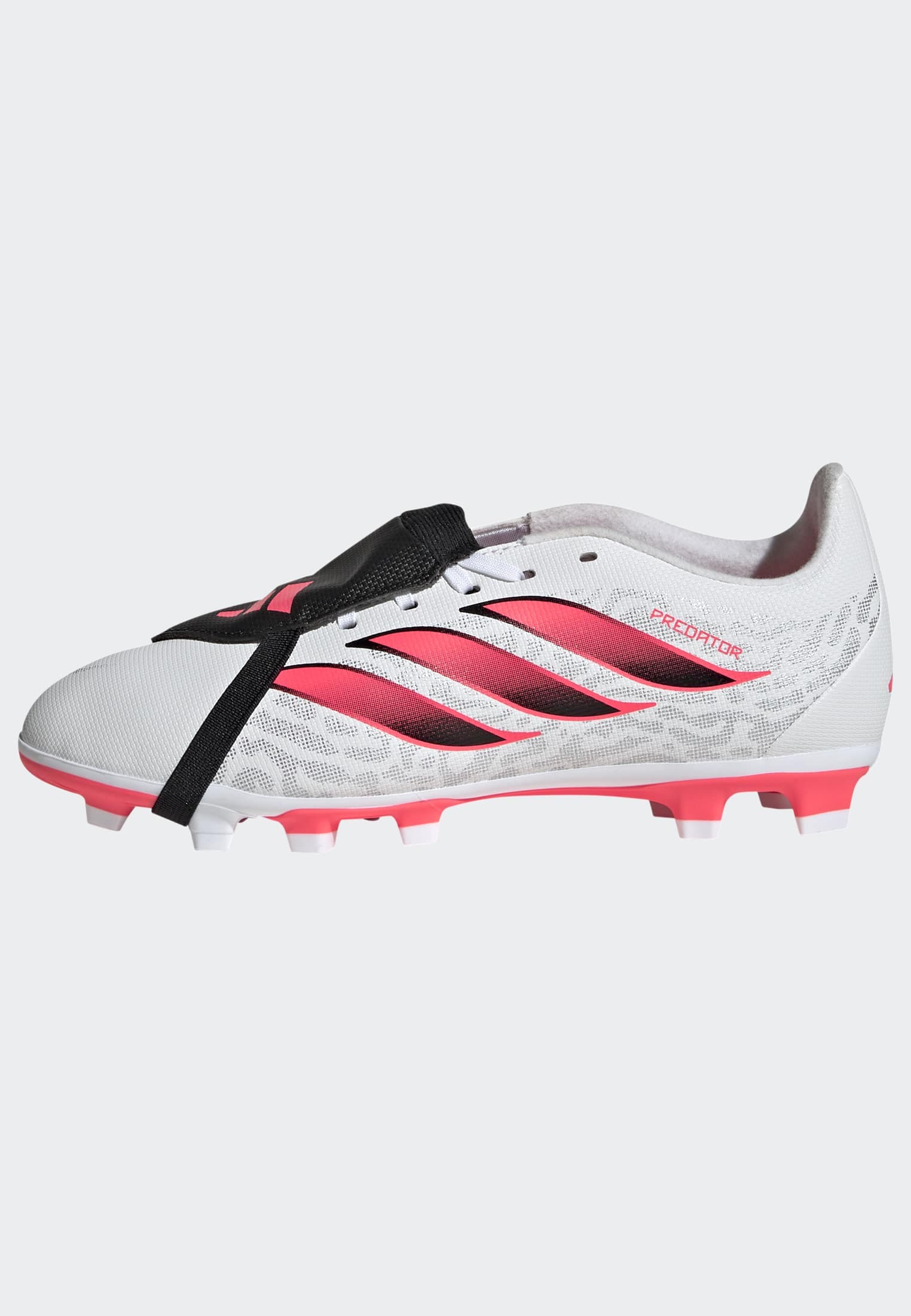adidas Performance Fußballschuh »PREDATOR CLUB KIDS , FESTE BÖDEN/GEMISCHTE BÖDEN, UMSCHLAGBARE ZUNGE«  für viele verschiedene Böden geeignet, für Jugendliche & Kinder
