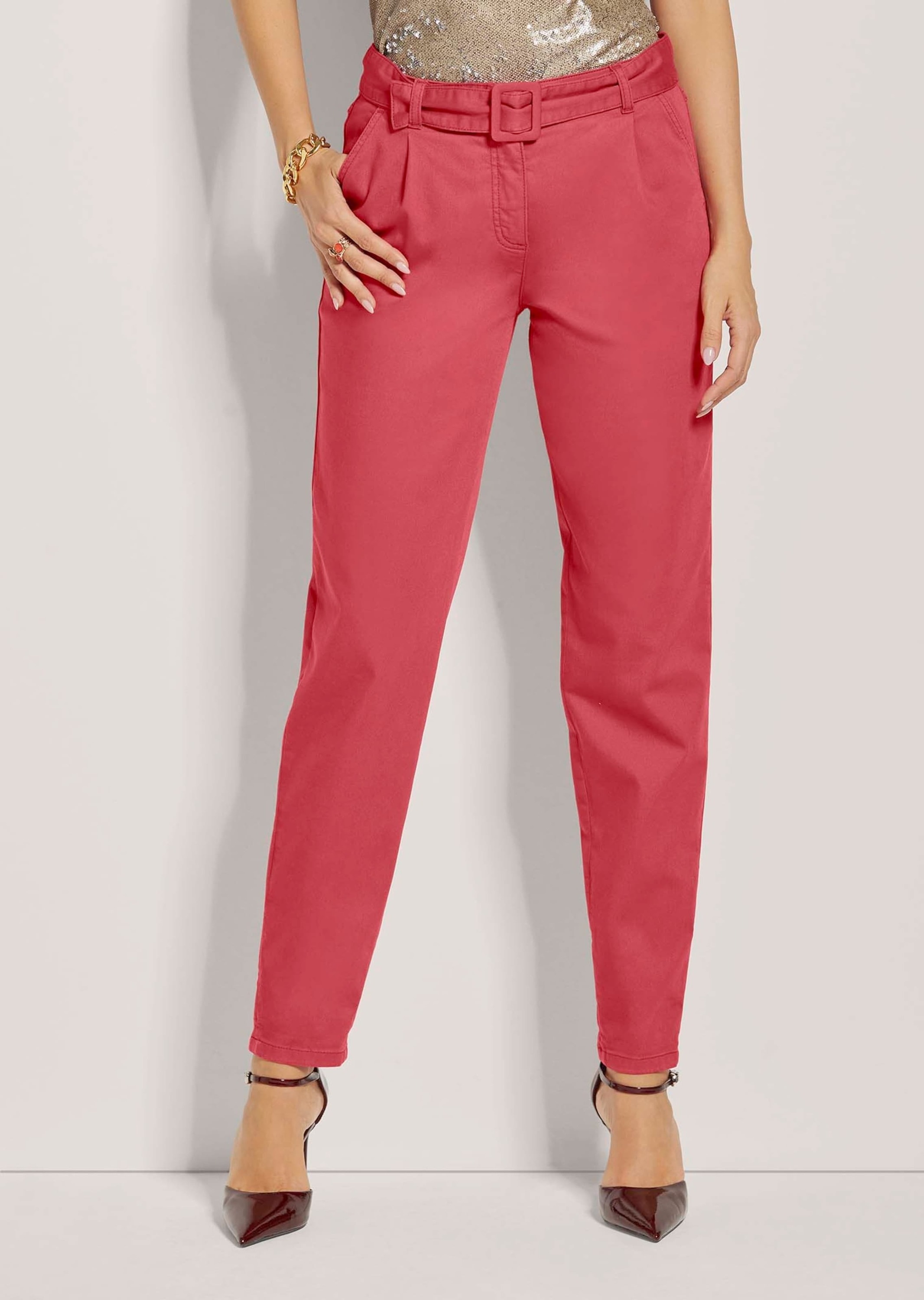 MADELEINE Regular-fit-Jeans »Hose Karotten-Jeans mit Bundfalten«