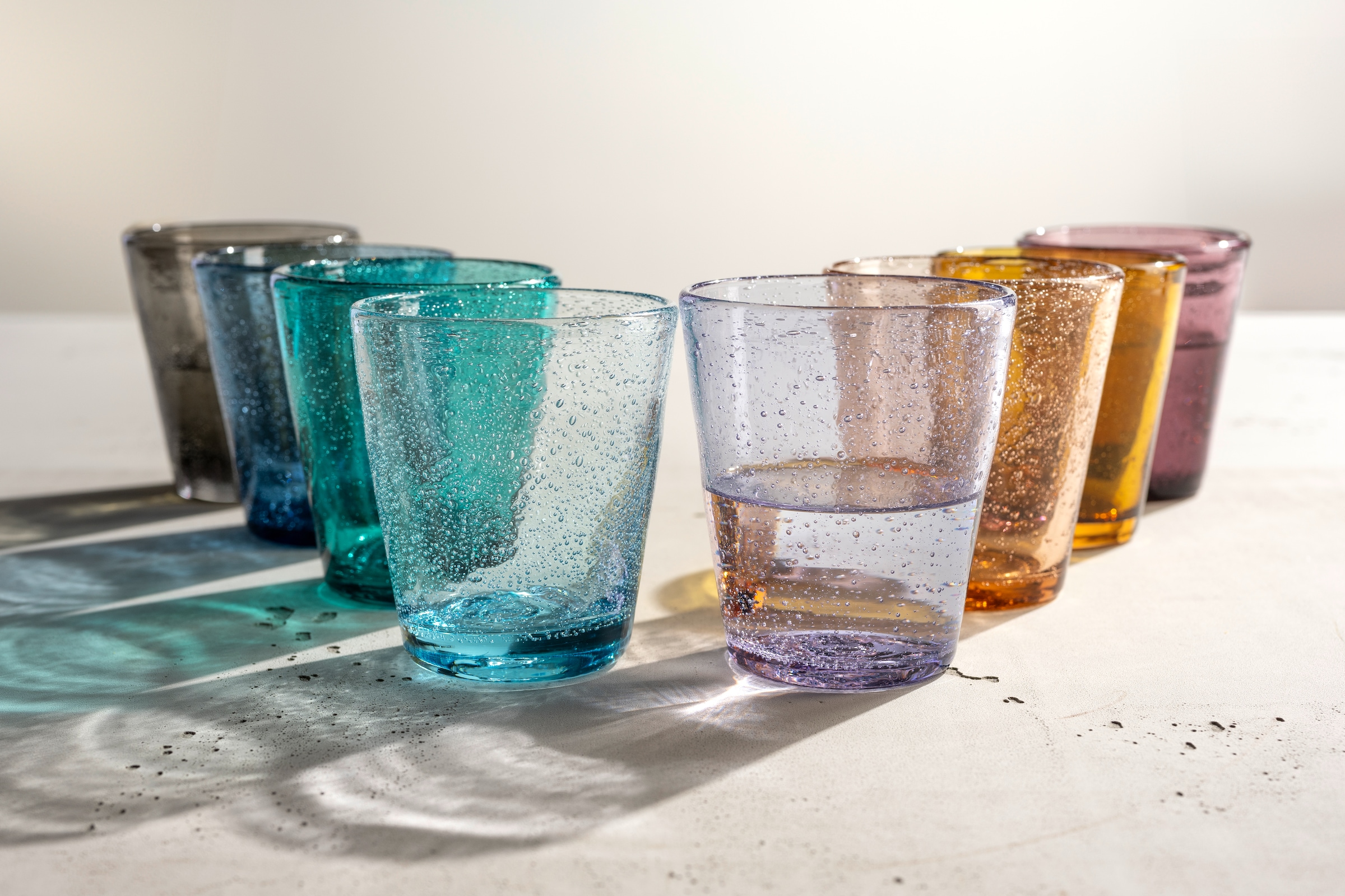 LEONARDO Gläser-Set »Trinkglas BURANO, 330 ml, 4er-Set« aus mundgeblasenem Schaumglas