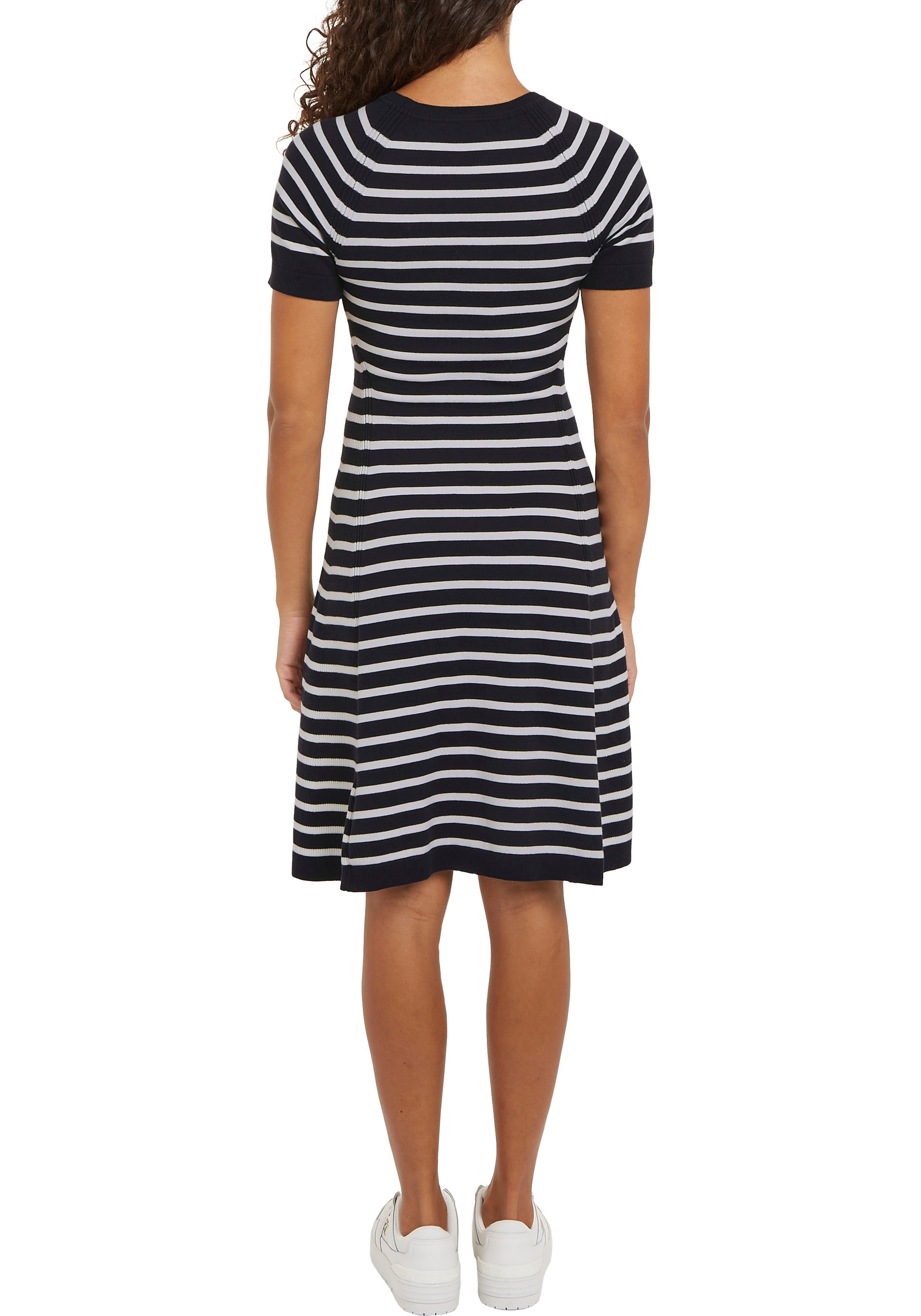 Tommy Hilfiger Jerseykleid »CO JERSEY STITCH F&F DRESS«, mit Logostickerei auf der Brust