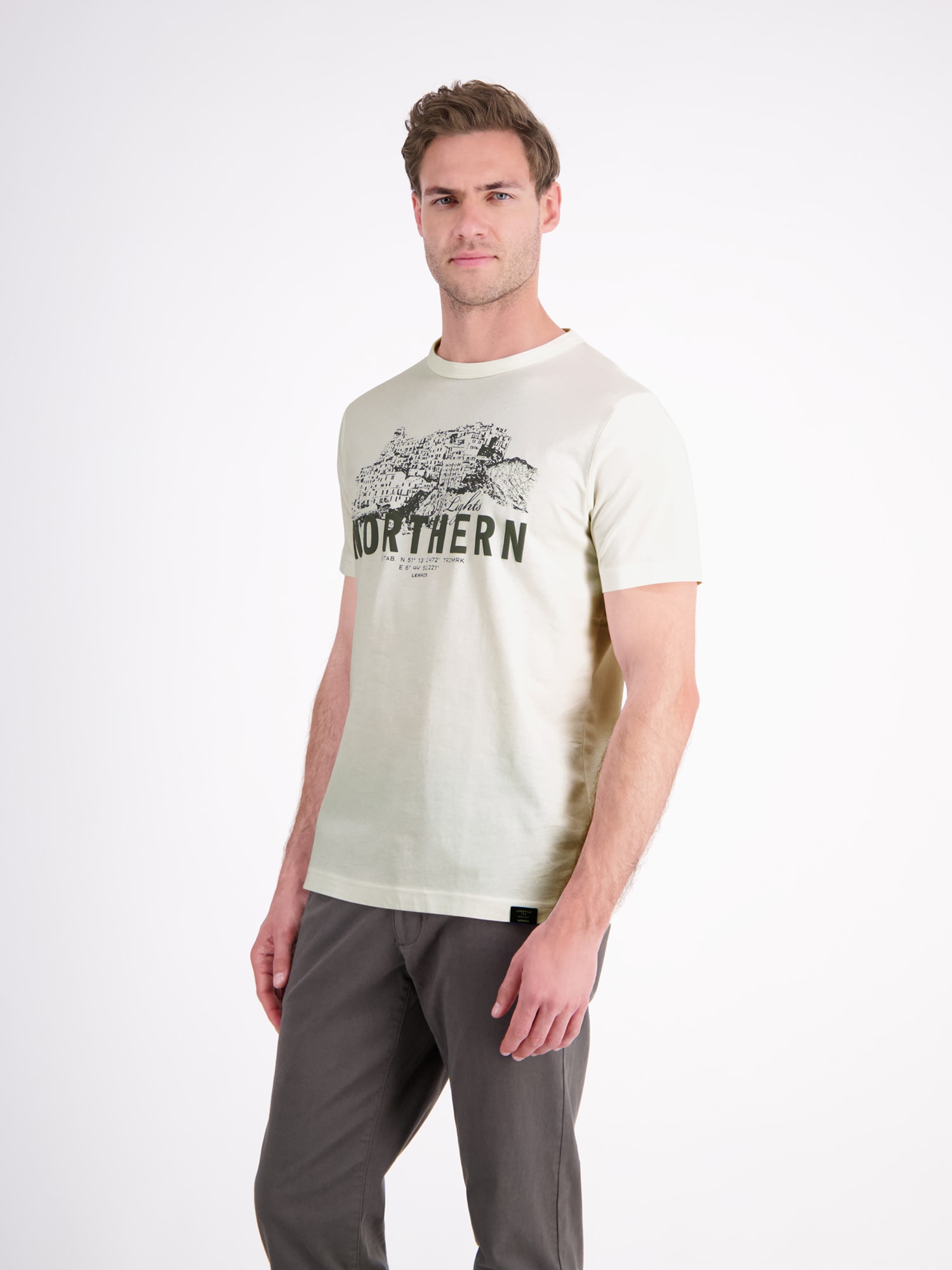 LERROS T-Shirt »Unifarbenes T-Shirt mit Brustprint«