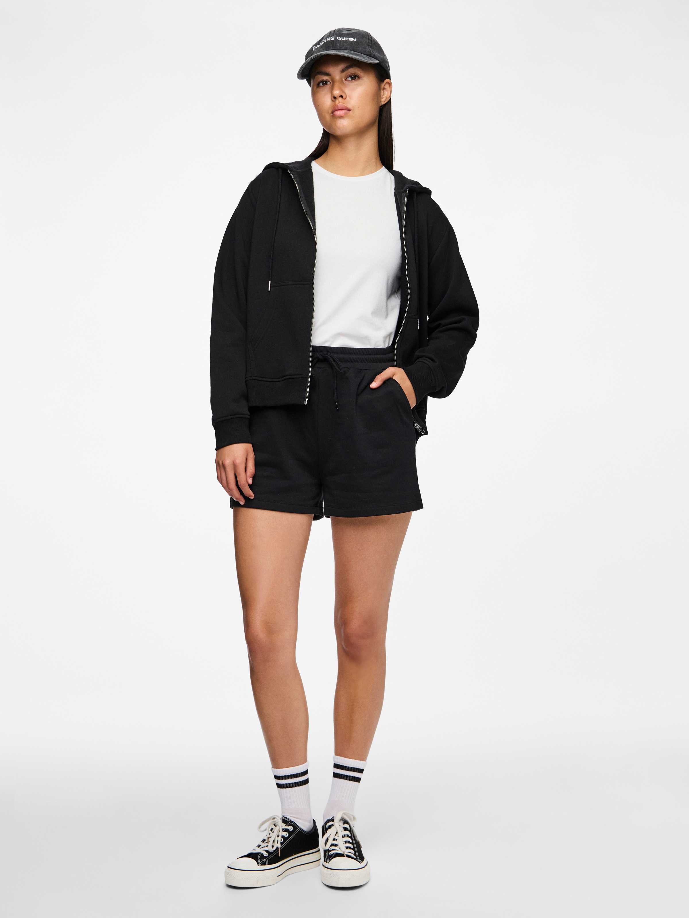 pieces Sweatshorts »PCCHILLI SUMMER HW SHORTS UB NOOS BC«  mit Eingrifftaschen