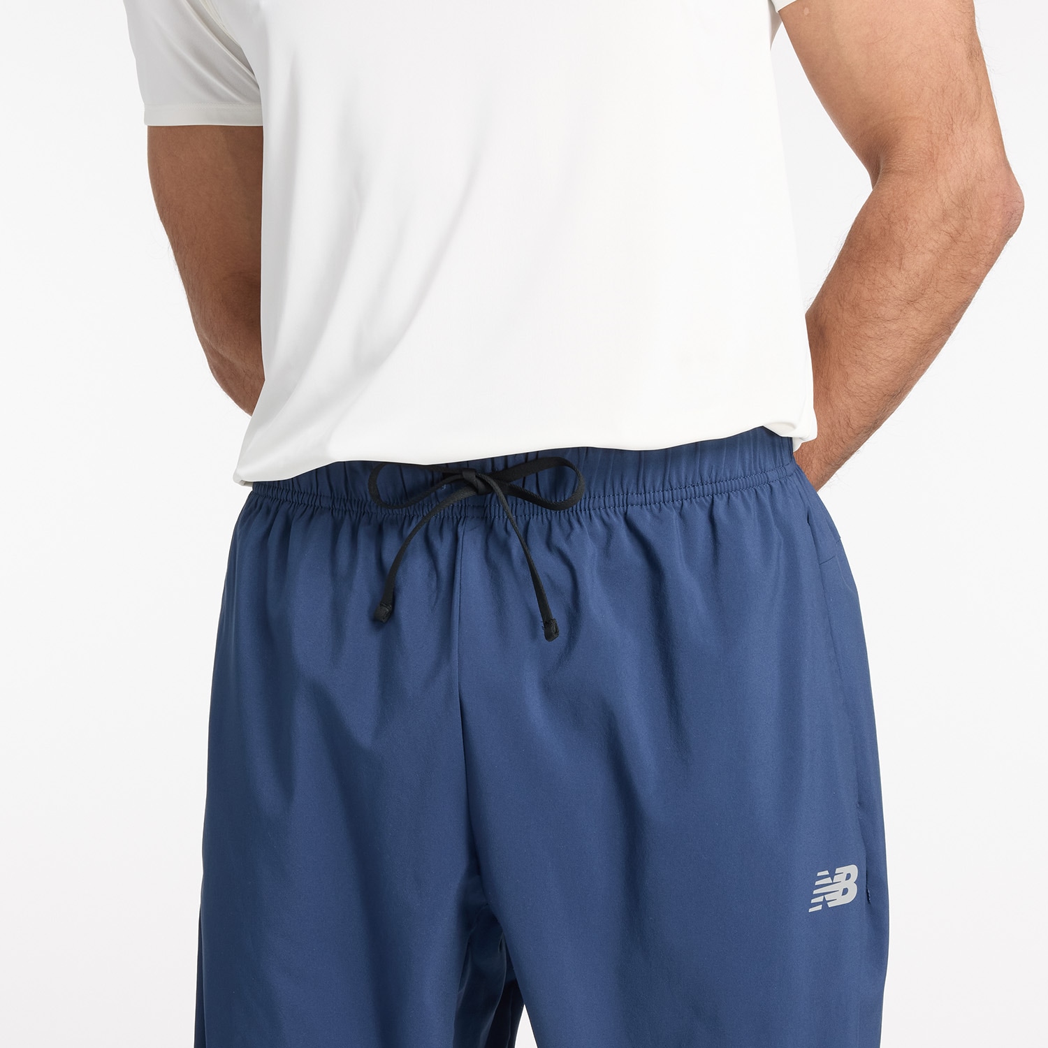 New Balance Trainingshose »SPORT ESSENTIALS WOVEN JOGGER«