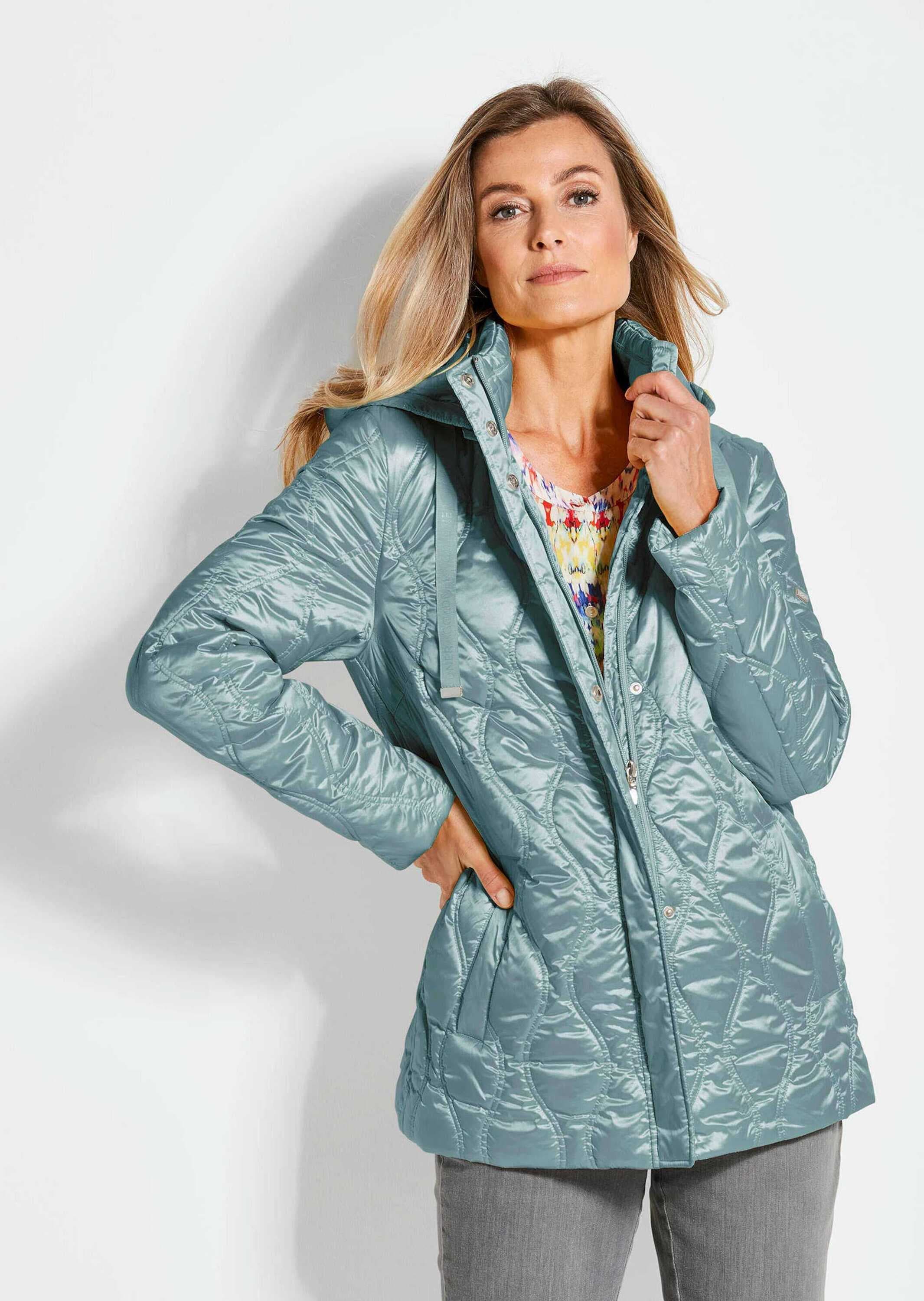 GOLDNER Kurzjacke »Kurzgröße Herbstjacke Damen mit welliger Steppung im sportlichen Look«