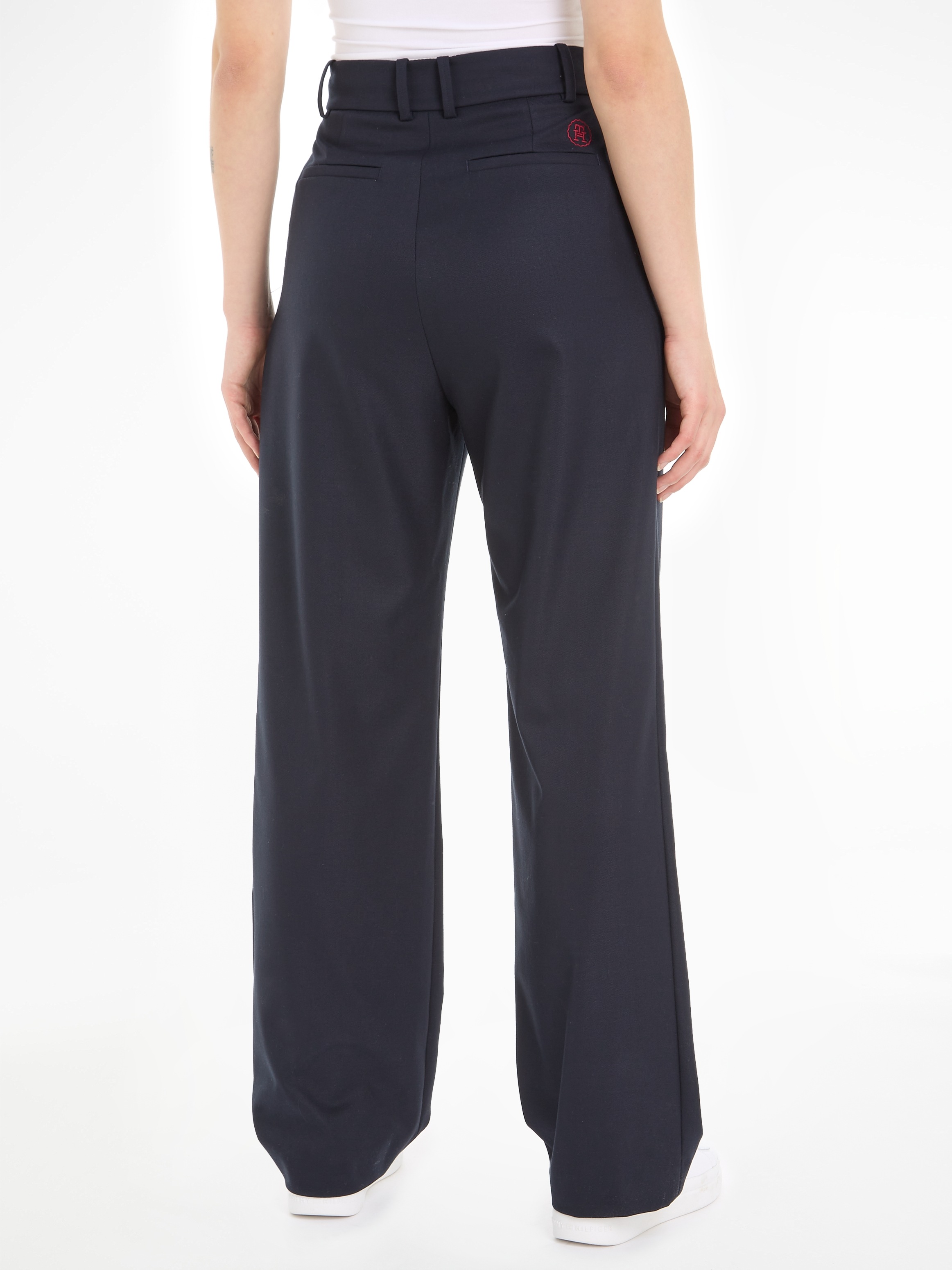 Tommy Hilfiger Webhose »MD CORE RELAXED STRAIGHT PANT«, mit Logostickerei auf der Rückseite