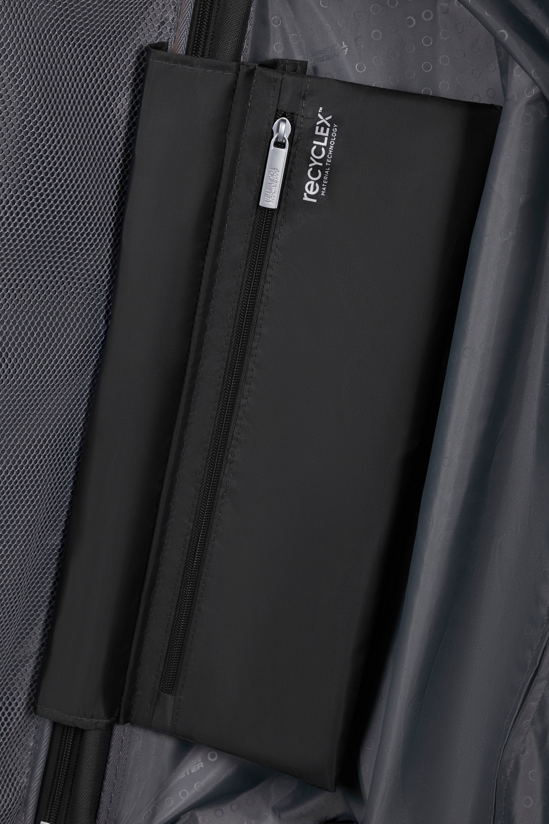 American Tourister® Hartschalen-Trolley »STARVIBE, in verschiedenen Farben und Größen«, 4 Rollen, Handgepäck-Koffer Reisegepäck Koffer TSA-Zahlenschloss