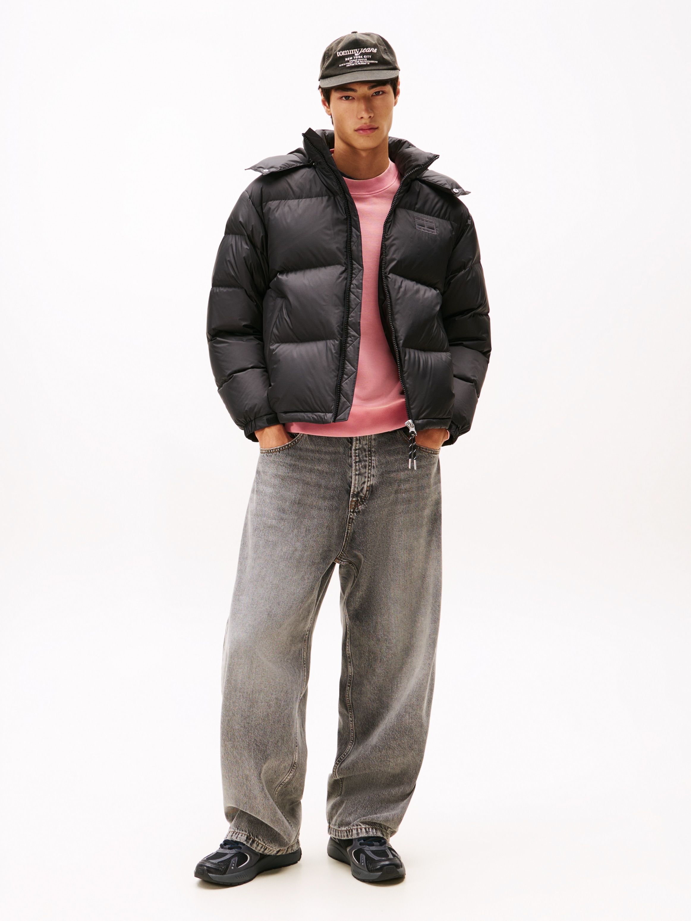 Tommy Jeans Steppjacke »ALASKA DOWN PUFFER«, mit Kapuze, Übergangsjacke Regular fit mit abnehmbarer Kapuze