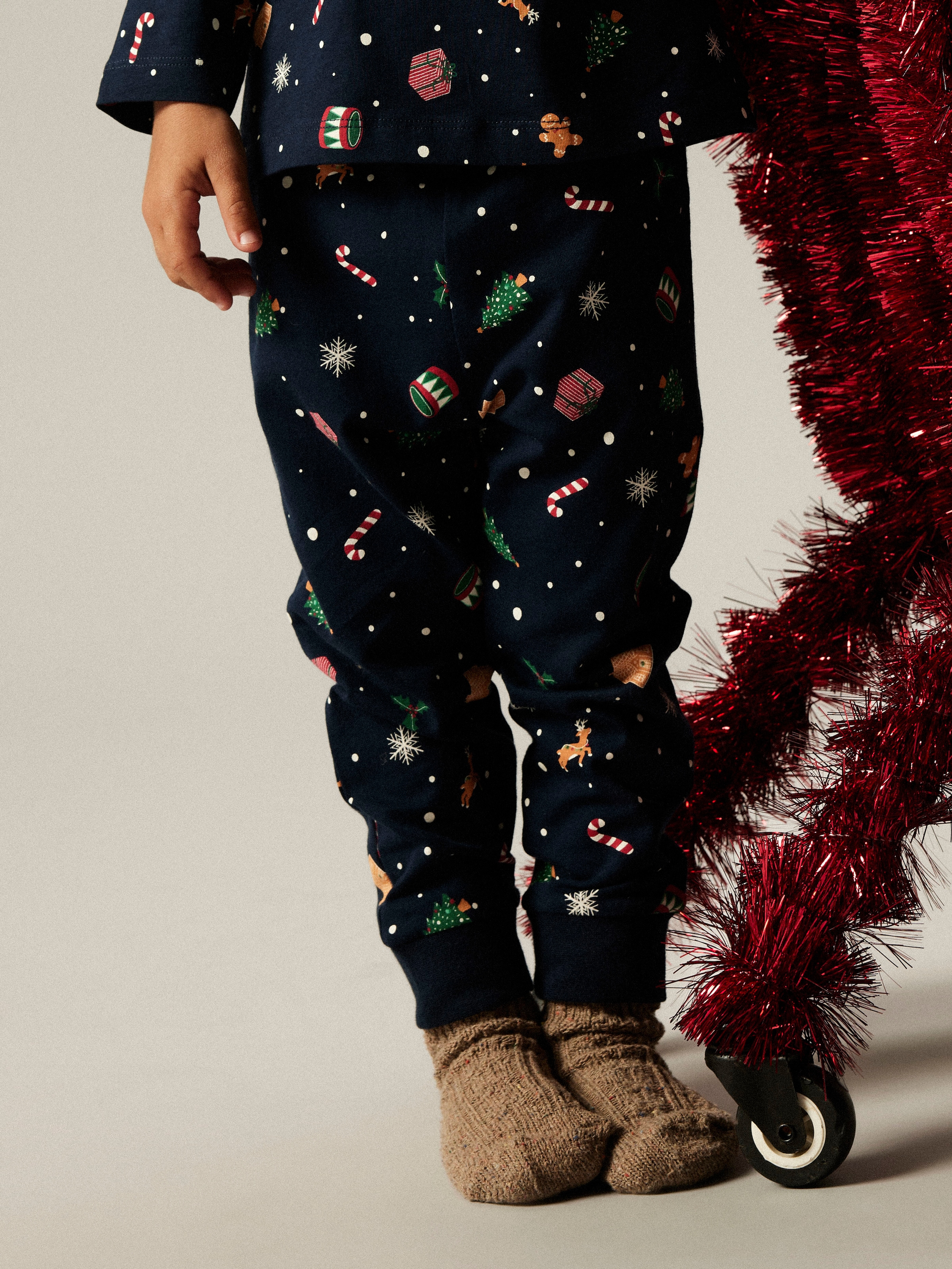 Name It Schlafanzug »NMNVISMAS LS NIGHTSET« Set, 2 Stk. tlg.,