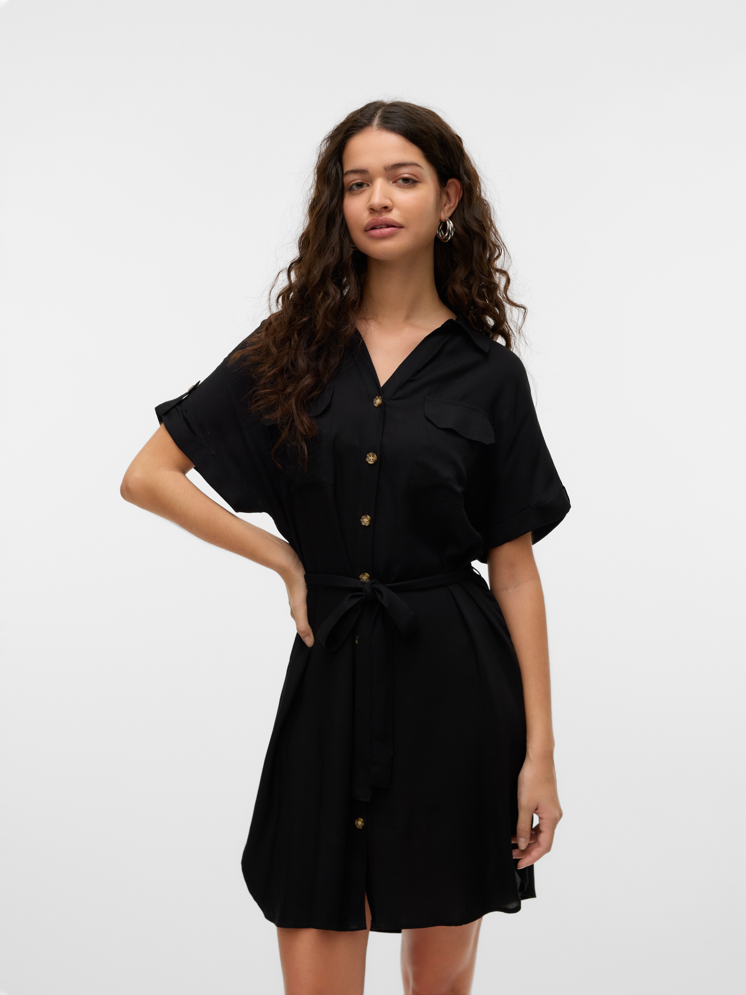 Vero Moda Hemdblusenkleid »VMBUMPY SS SHORT SHIRT DRESS WVN GA NOOS« Brusttaschen Viskose, loose fit