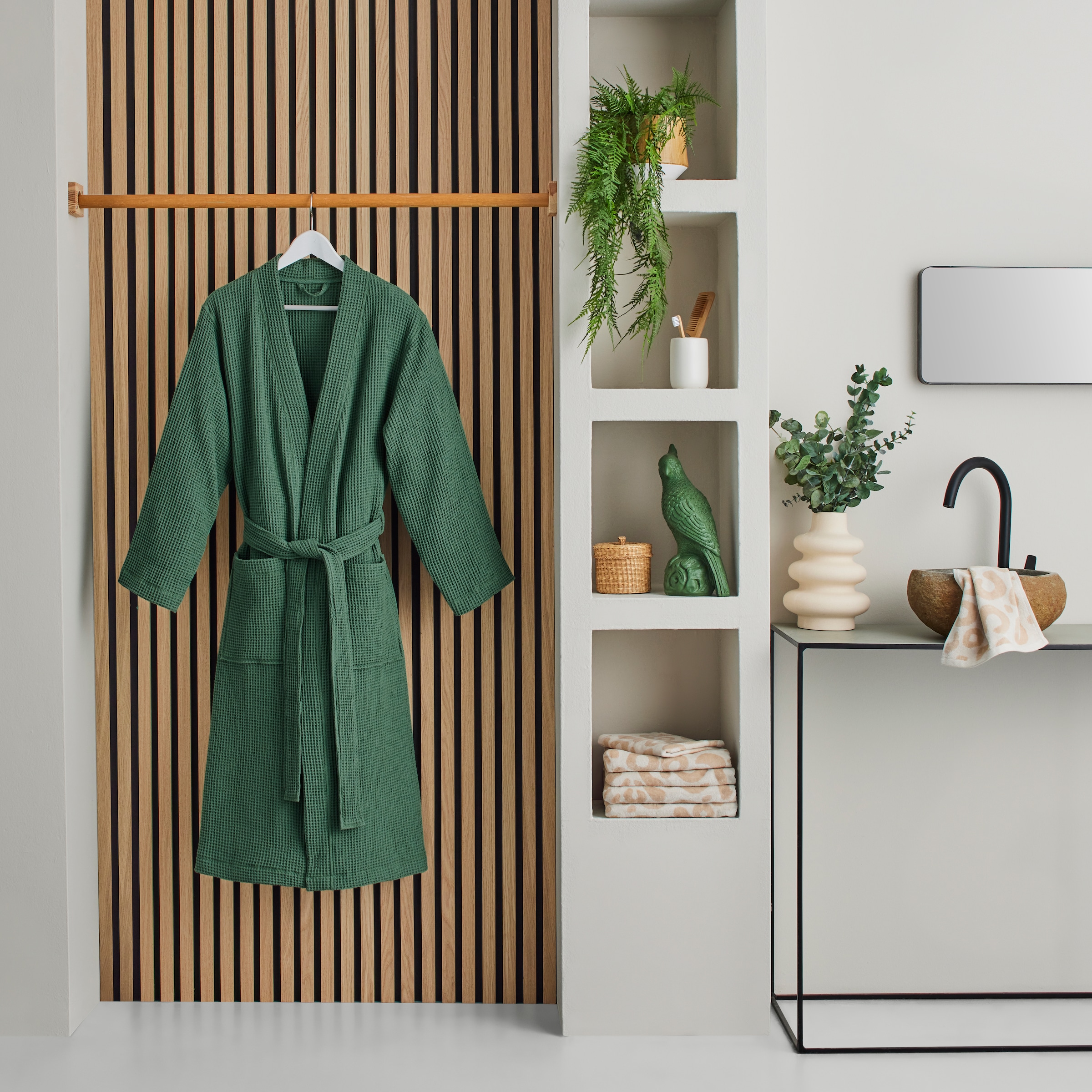 OTTO home Unisex-Bademantel »Inga, Waffelpiqué, leicht, ideal für Sauna & Spa, Hotelbademantel« 1 Stk. kleines Packmaß, Taschen, Damen & Herren, S-3XL, Morgenmantel