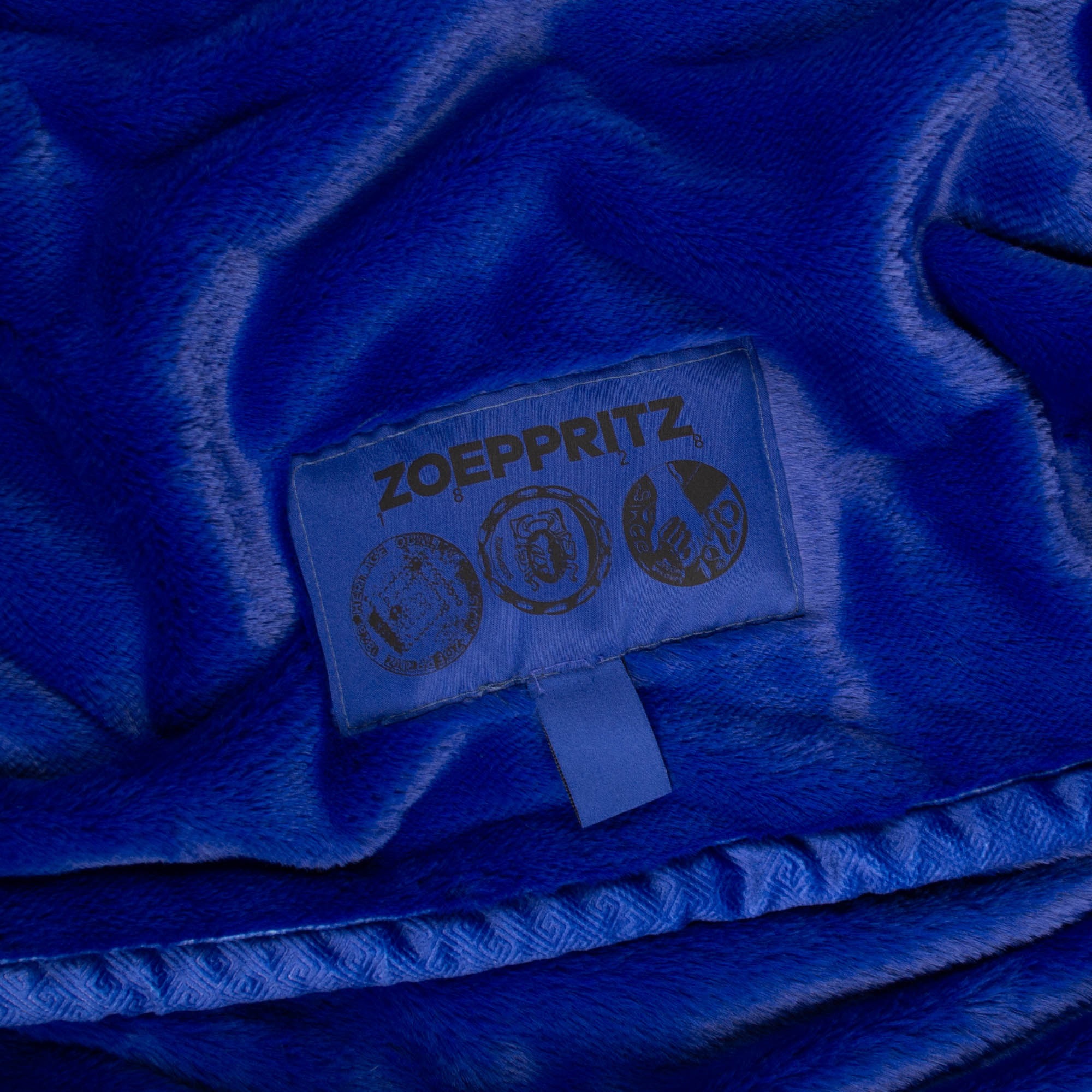 ZOEPPRITZ1828 Wohndecke »The Blanket, extra weiche Kuscheldecke, schlichtes Design« Extra weiche Decke aus recyceltem Polyester