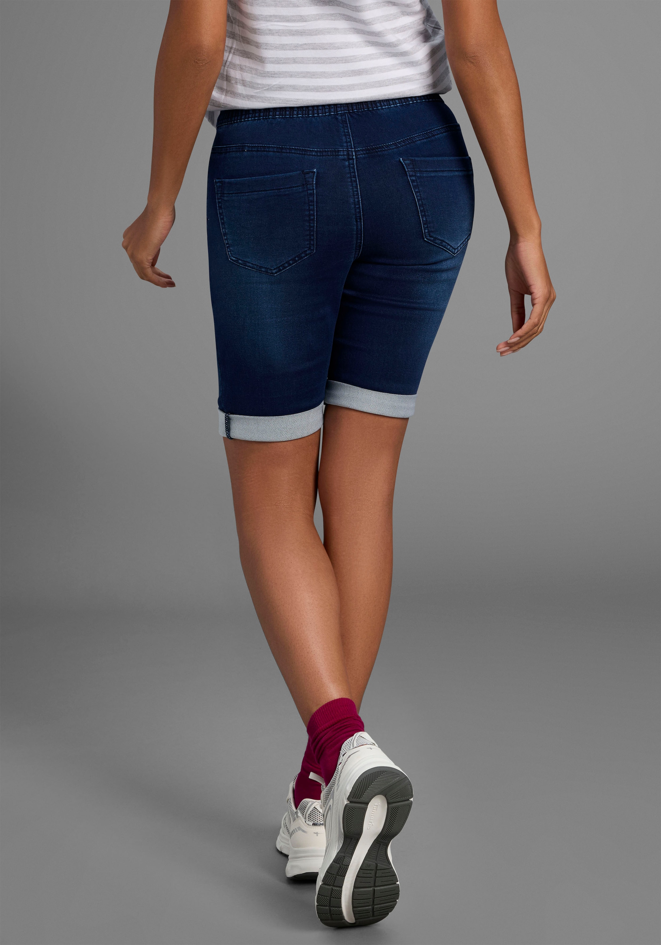 Arizona Jogg-Jeansbermudas, hohe Leibhöhe, krempelbare Beinabschlüsse, Used-Look