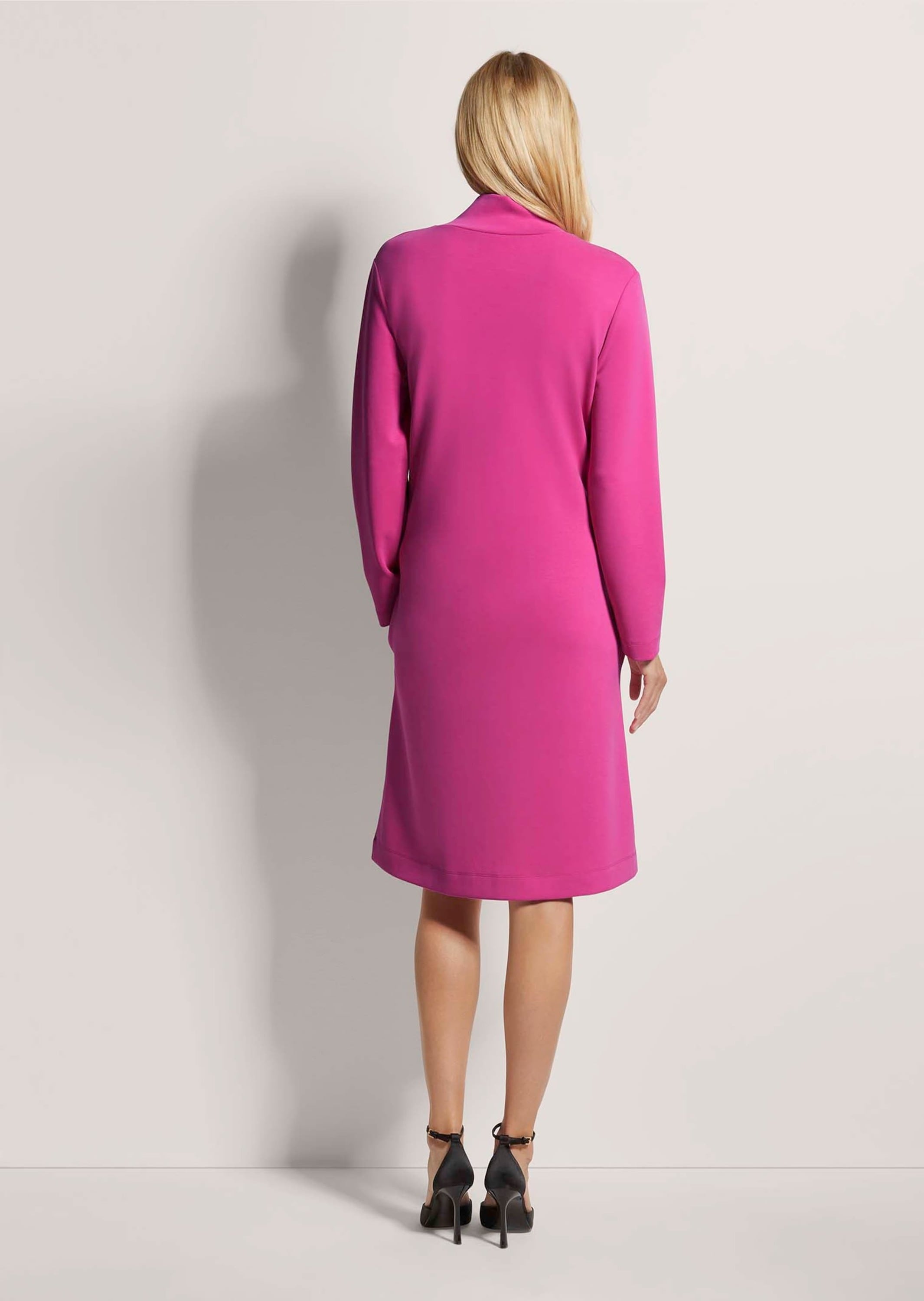 MADELEINE Sommerkleid »Jerseykleid Jersey-Kleid mit Stehkragen, Midilänge« Jerseykleid mit modischen Teilungsnähten