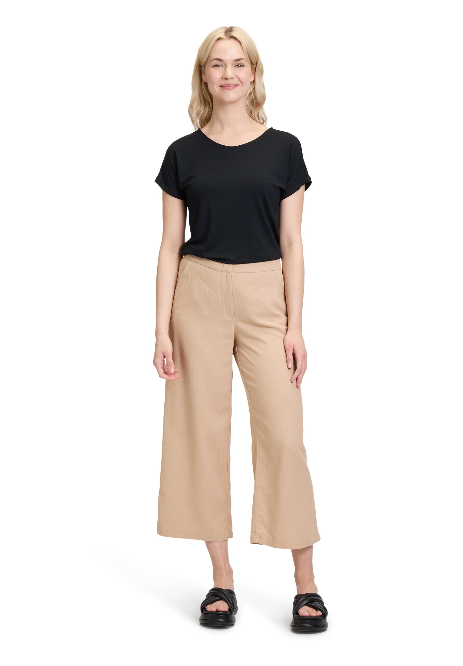 Betty Barclay Kurzarmshirt »Casual-Shirt mit V-Ausschnitt«