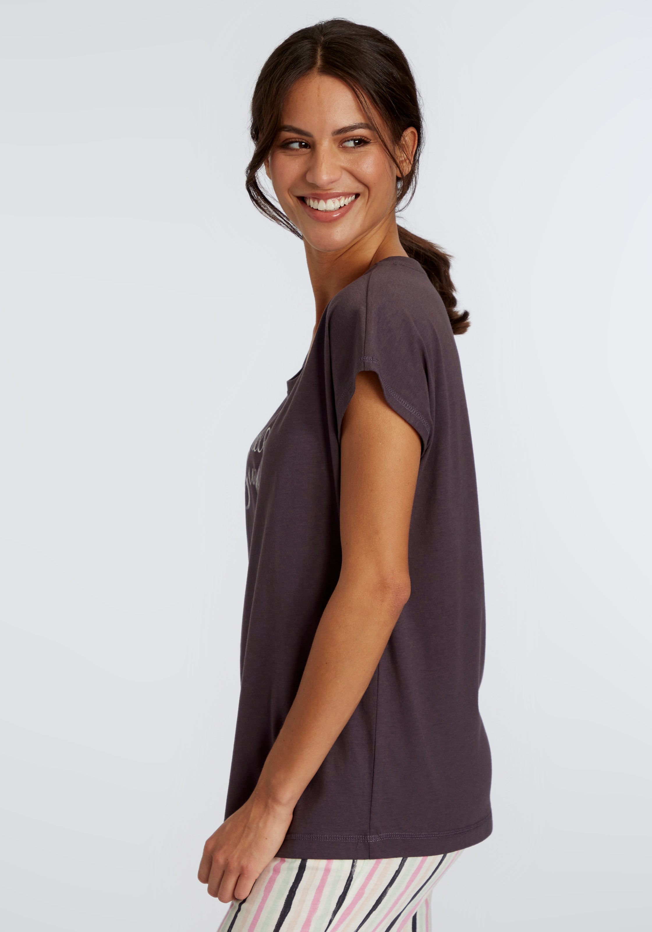 Vivance Dreams Pyjamaoberteil 1-teilig,  mit Frontdruck