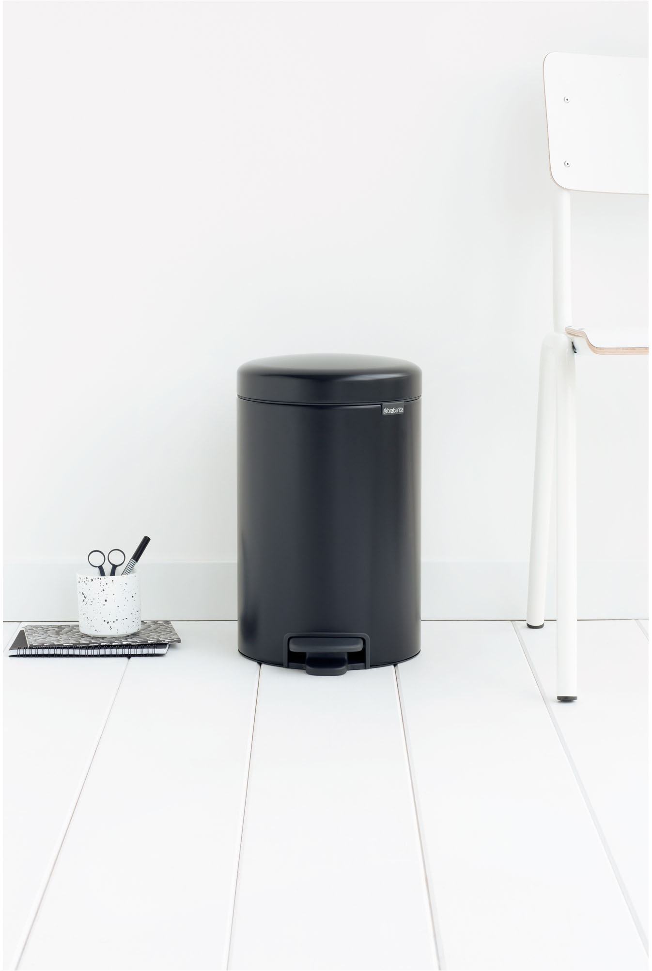 Brabantia Mülleimer »NewIcon Treteimer, 12L«, sanft schließender Deckel, mit leichter Pedalbedienung