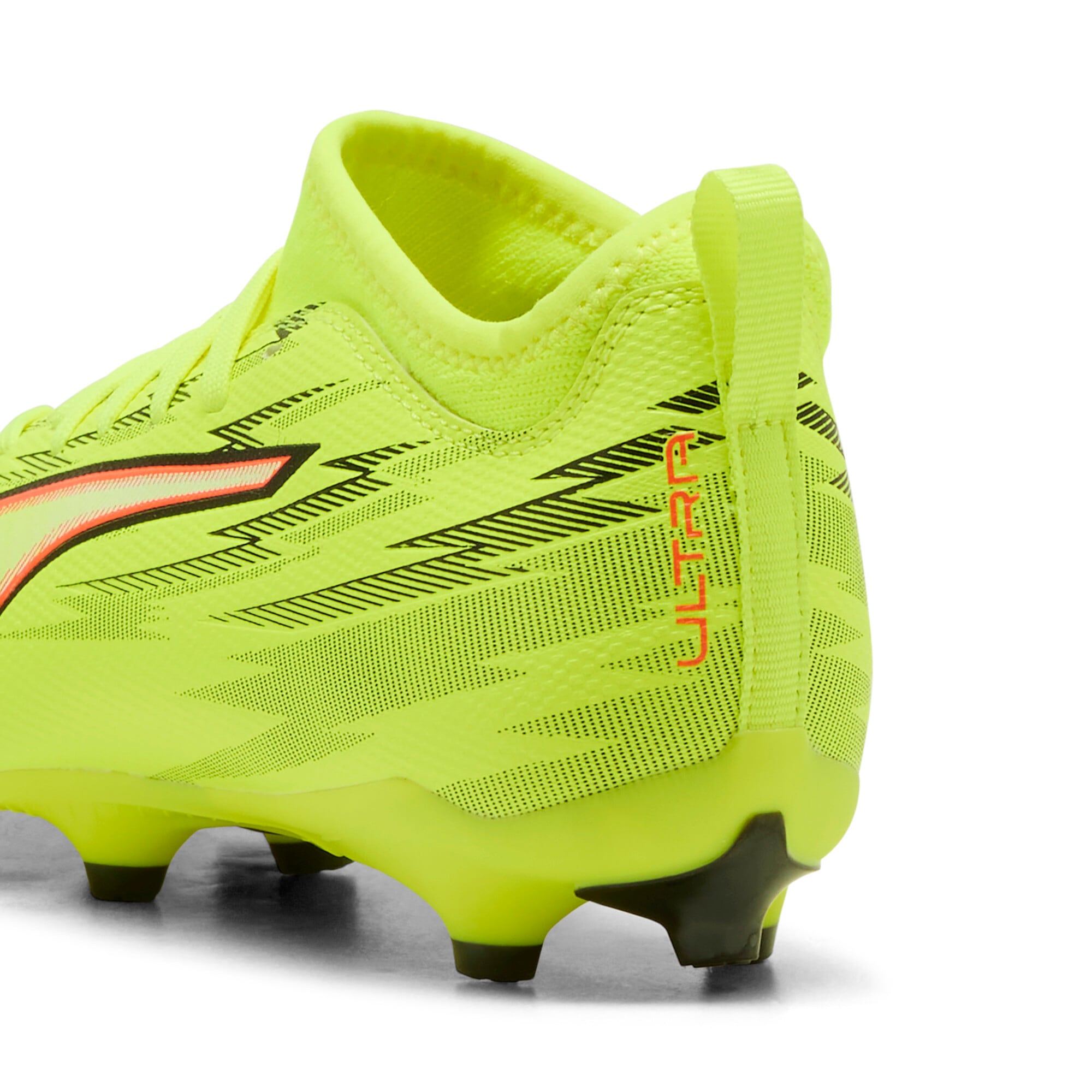 PUMA Fußballschuh »ULTRA 6 MATCH FG/AG JR«  mit Nockenprofil, für festen Halt, atmungsaktives Mesh-Obermaterial