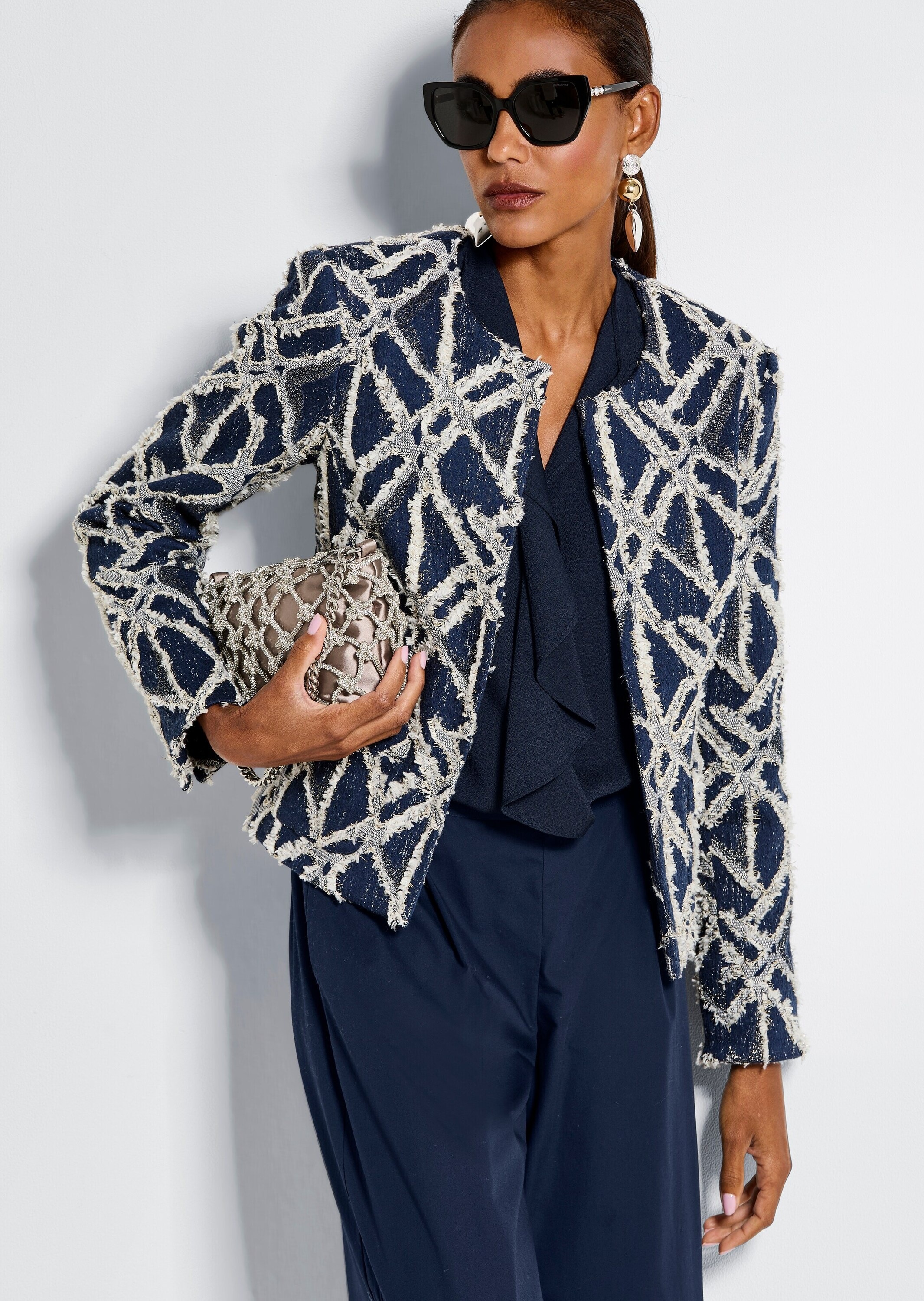 MADELEINE Jackenblazer »Kurzblazer Jacquardblazer mit Fransen« Jacquard Blazer mit Glanzefekt