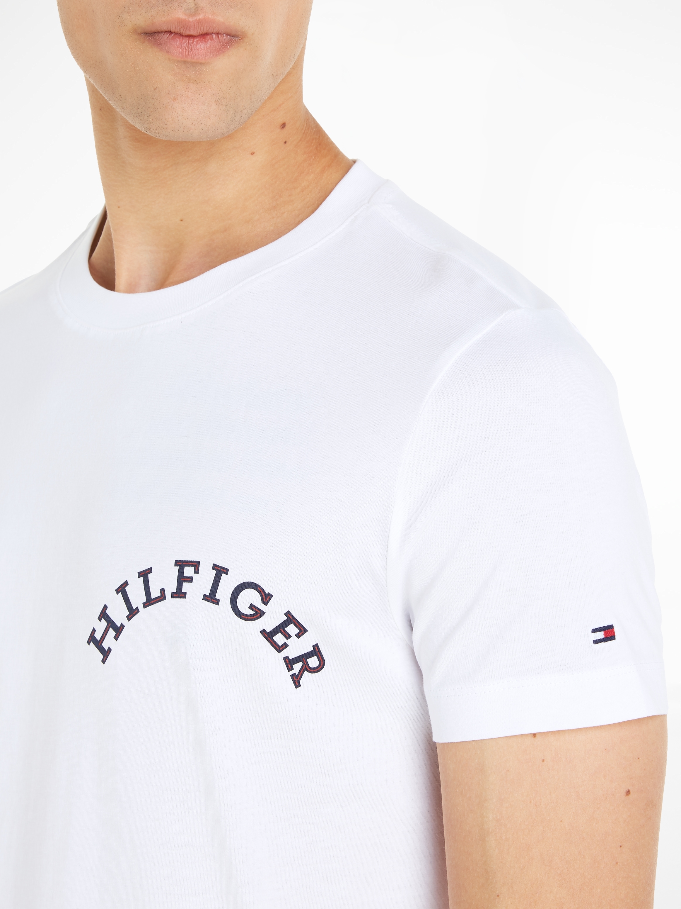 Tommy Hilfiger Kurzarmshirt »MONOTYPE BACK PRINT«, mit großem Hilfiger Print auf dem Rücken