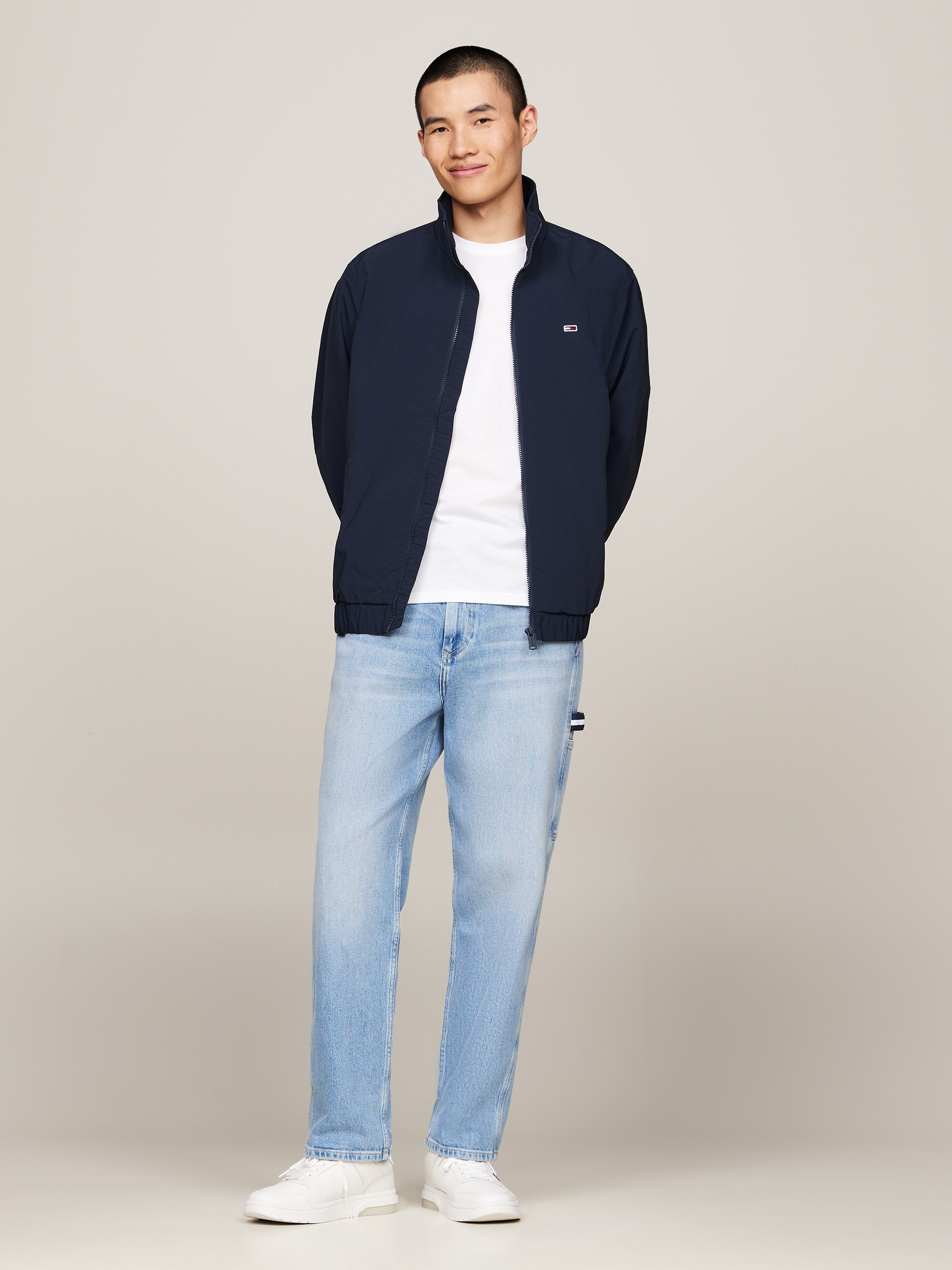 Tommy Jeans Kurzjacke »TJM ESSENTIAL JACKET EXT«, Bomberjacke mit Stehkragen