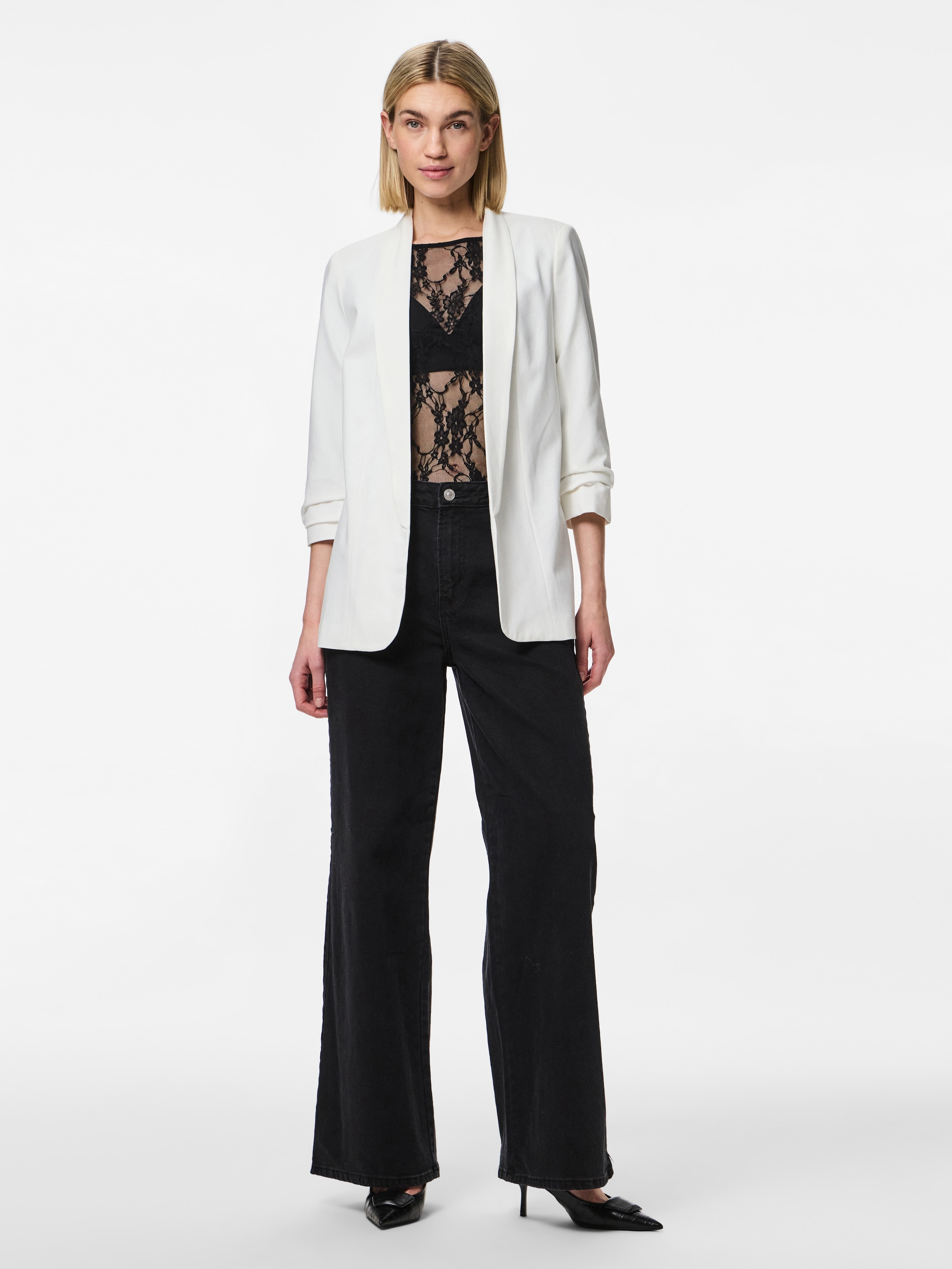 pieces Blusenblazer »PCBOSELLA 3/4 BLAZER NOOS«, mit Faltendetail am Ärmel