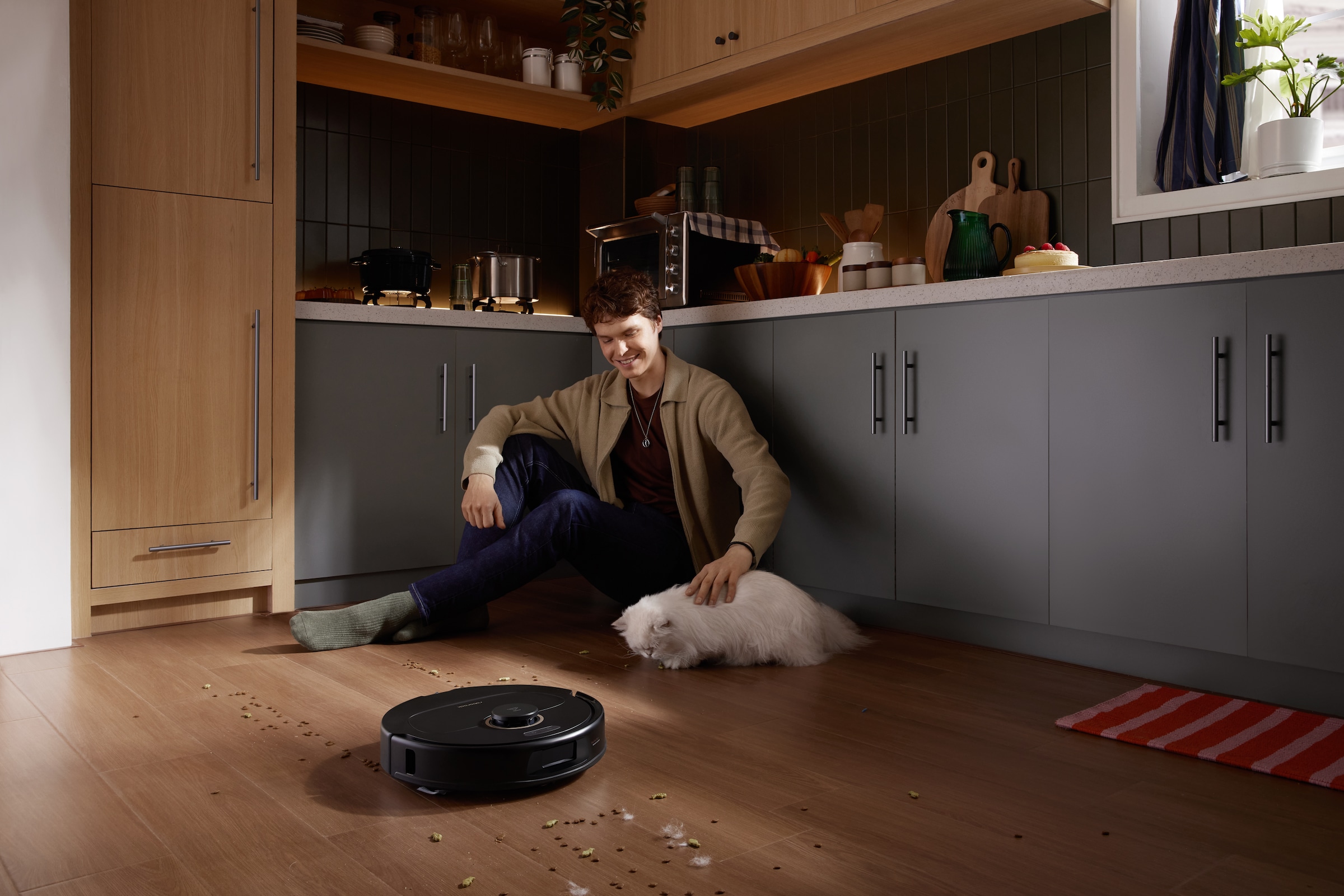 Roborock Saugroboter »Roborock Qrevo 5AE mit Wischfunktion, autom. Moppanhebung,« leistungsstarke 12.000 Pa Saugleistung, LDS-Navigationssystem,