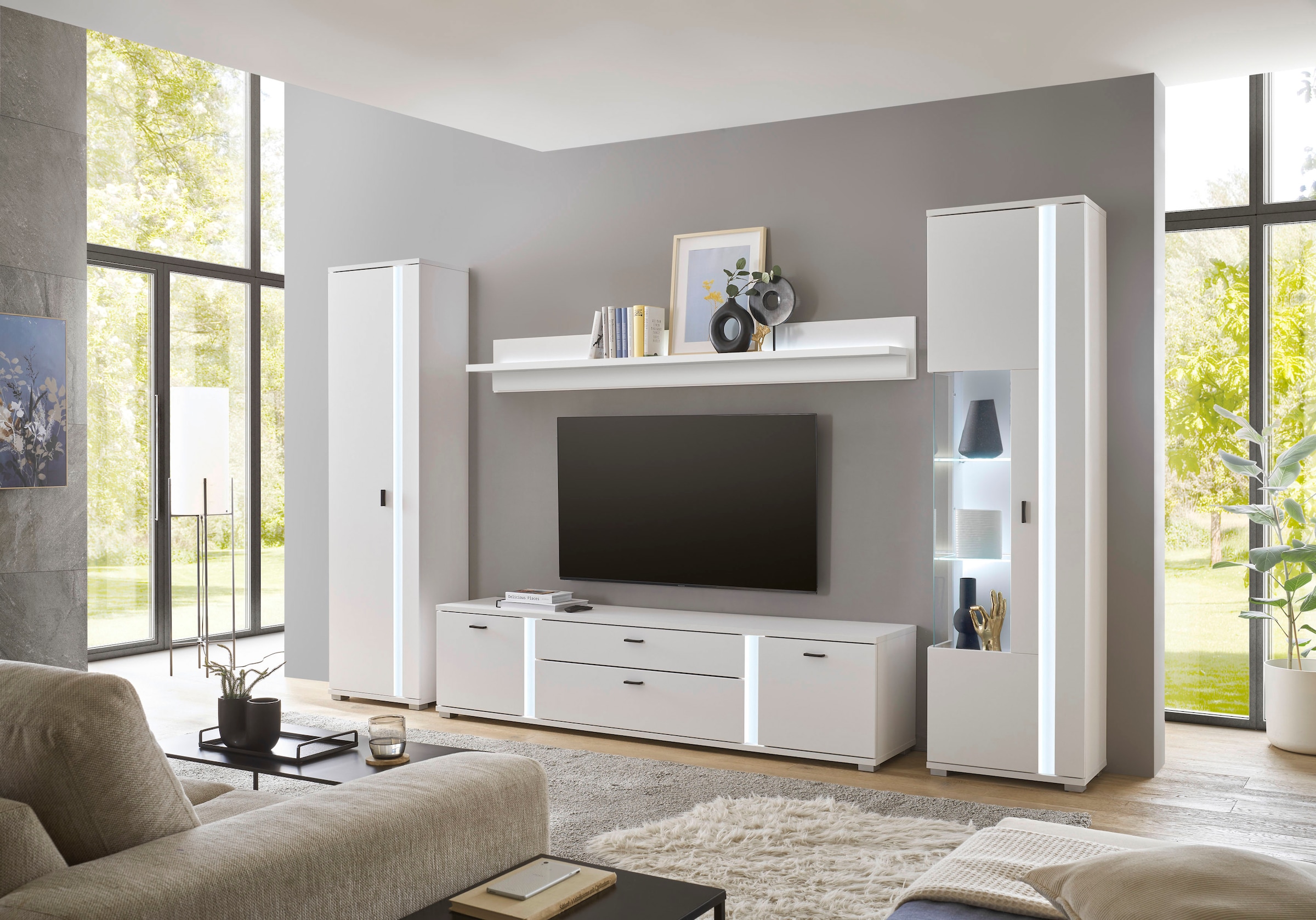 INOSIGN Vitrine »LONG ISLAND«, (1 St.), in moderner Trendfarbe,inklusive senkrechter Beleuchtung,Breite 55 cm