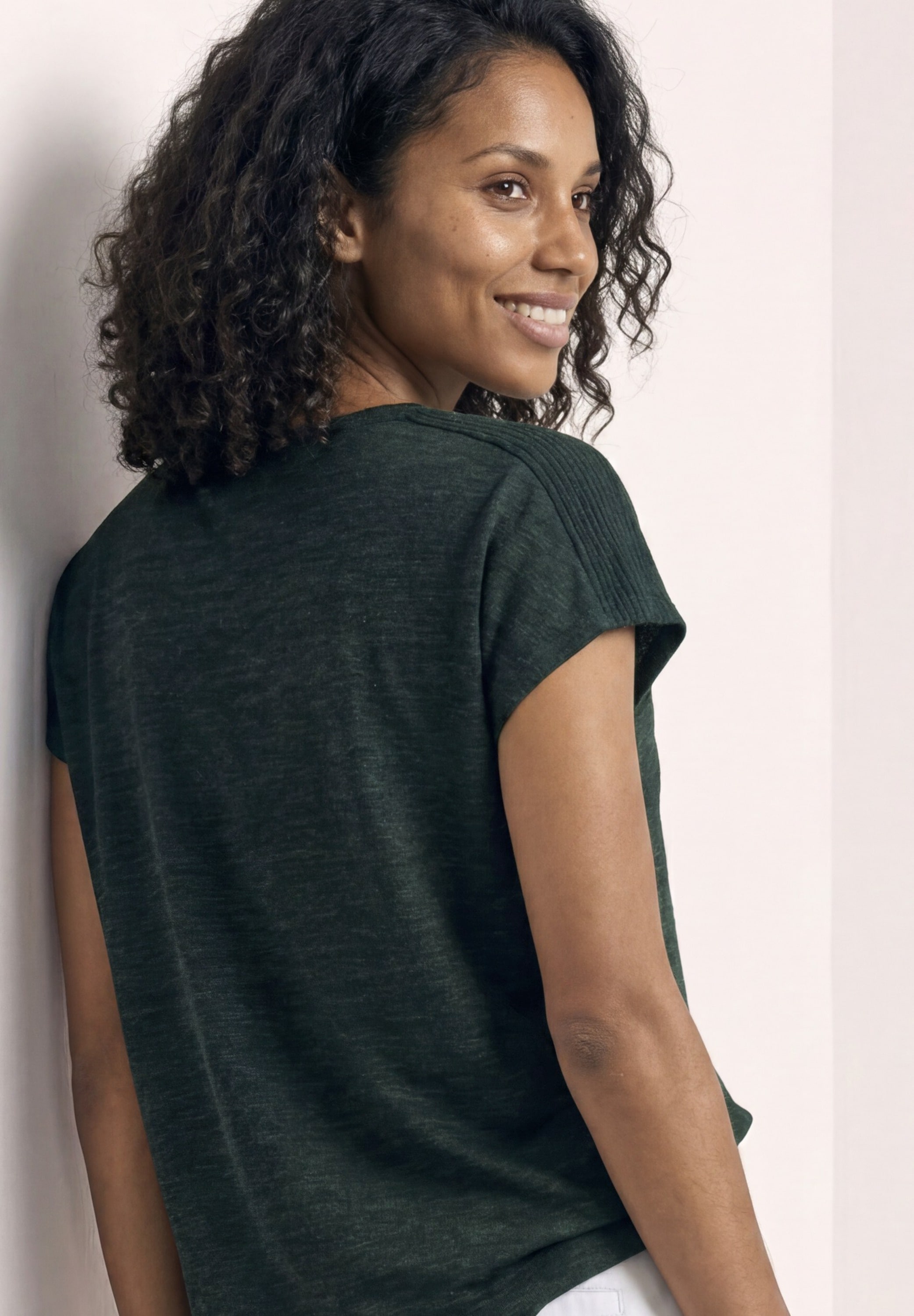 STREET ONE Shirttop Sommershirt mit Boat Neck und Smok-Detail