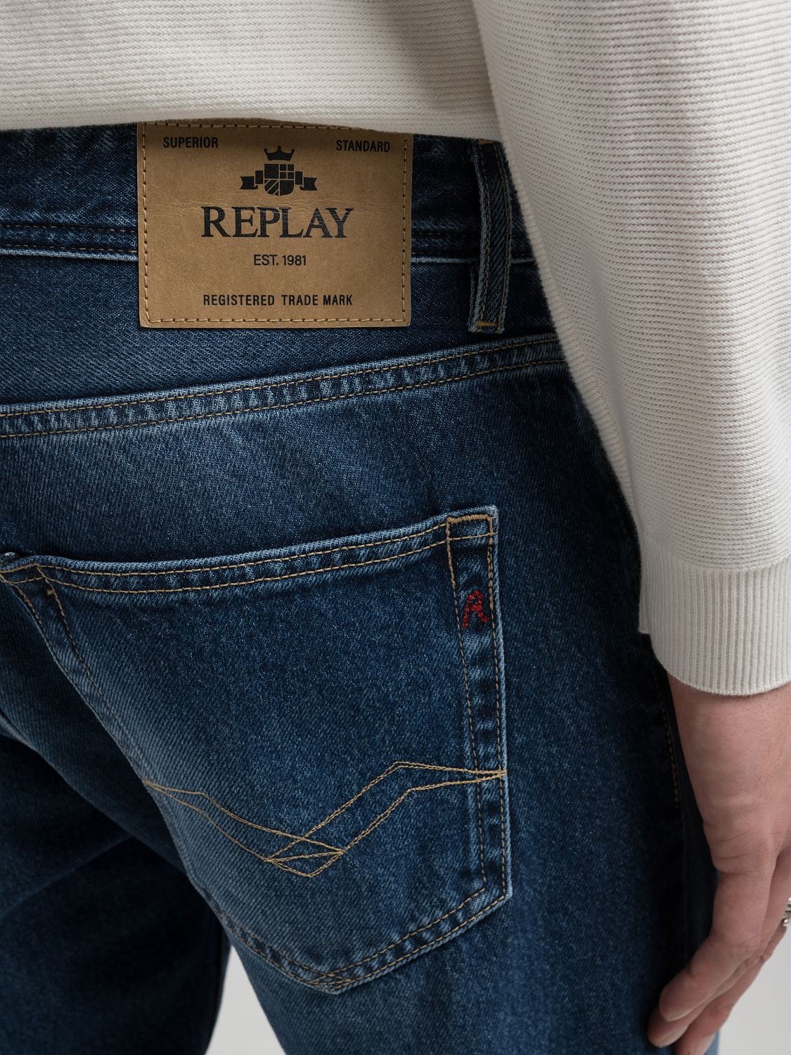 Replay Straight-Jeans »GROVER«, in vielen verschiedenen Waschungen, mit Stretch