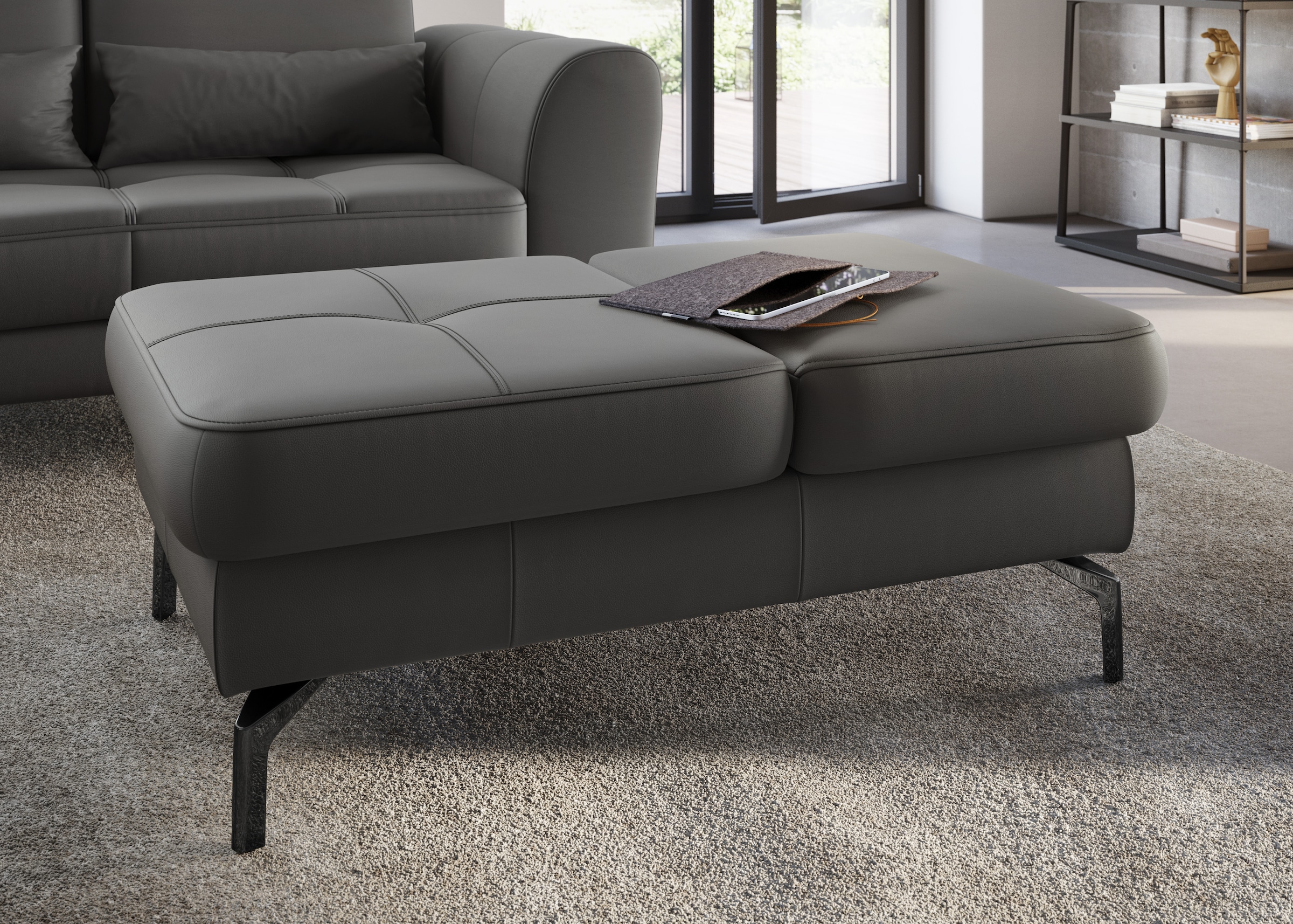 sit&more Hocker »Bendigo«, mit Klappfunktion, Bodenfreiheit 15 cm, wahlweise in 2 Fußfarben