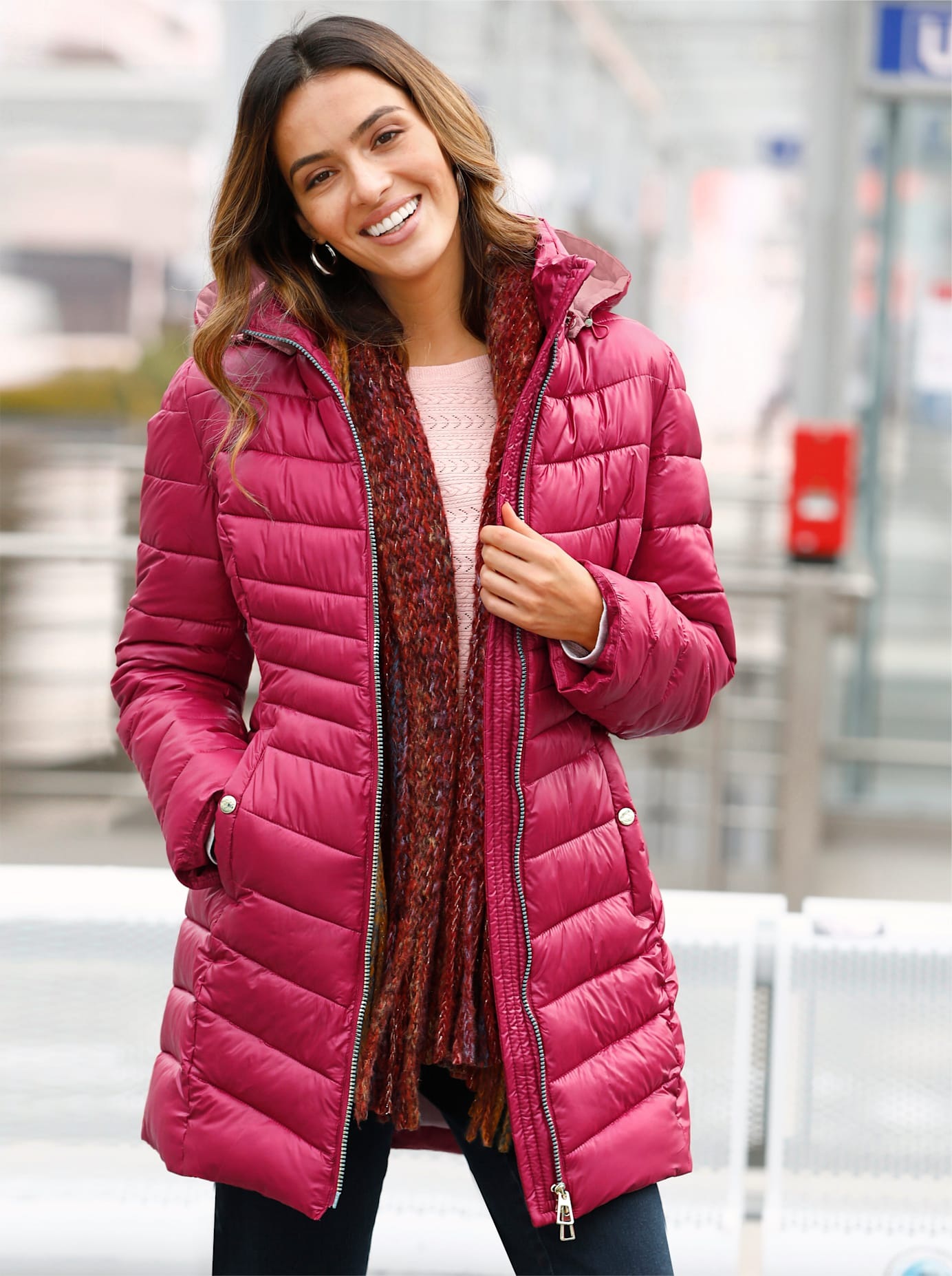 Inspirationen Steppjacke, mit Kapuze