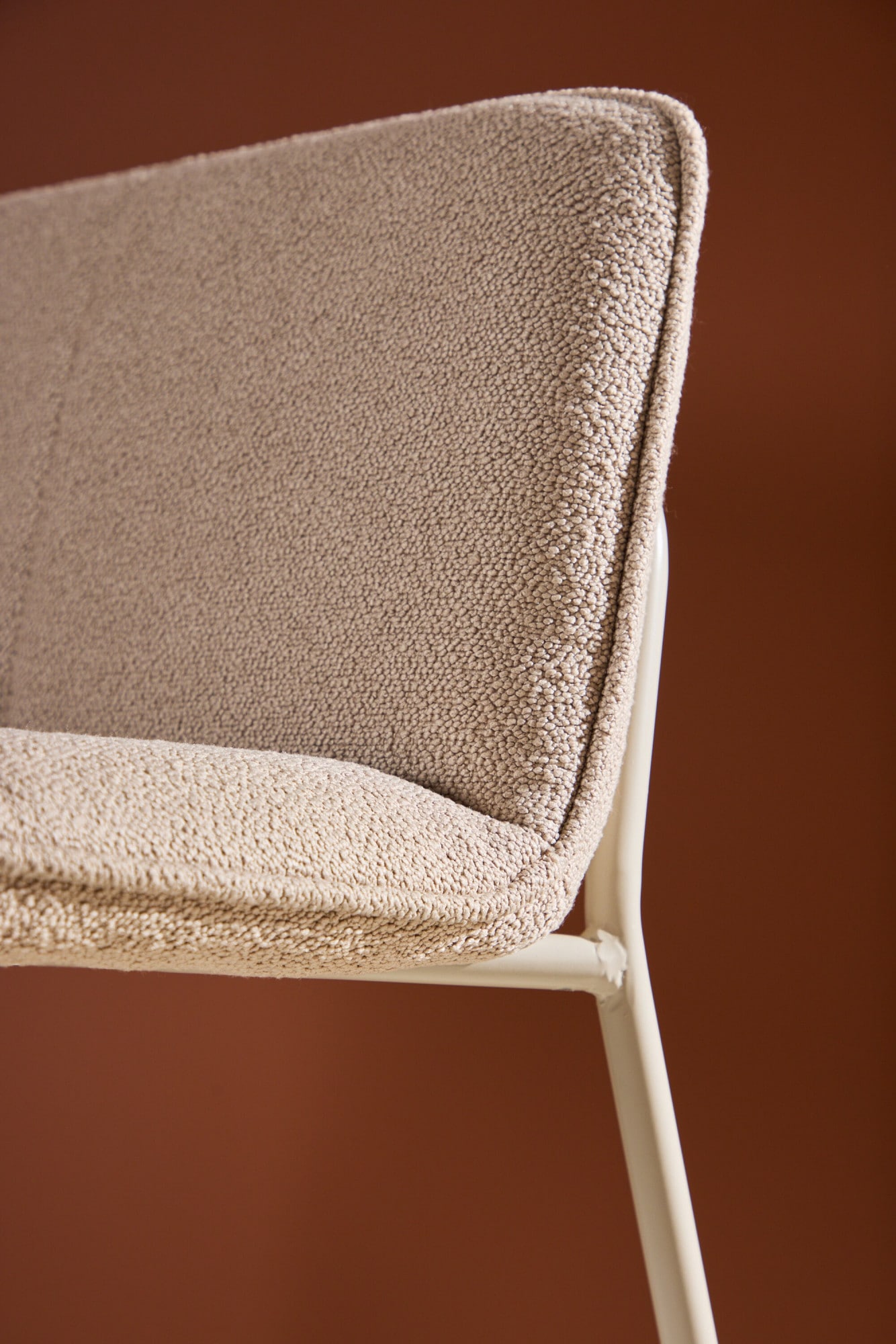 Venture Home Barhocker »Bisbee, 2er-Set Barhocker mit Fußstütze, belastbar bis 120 kg« Set, 2 Stk. tlg. Tresenstuhl, weicher Bezug, Stahlbeine, Fußstütze, modern
