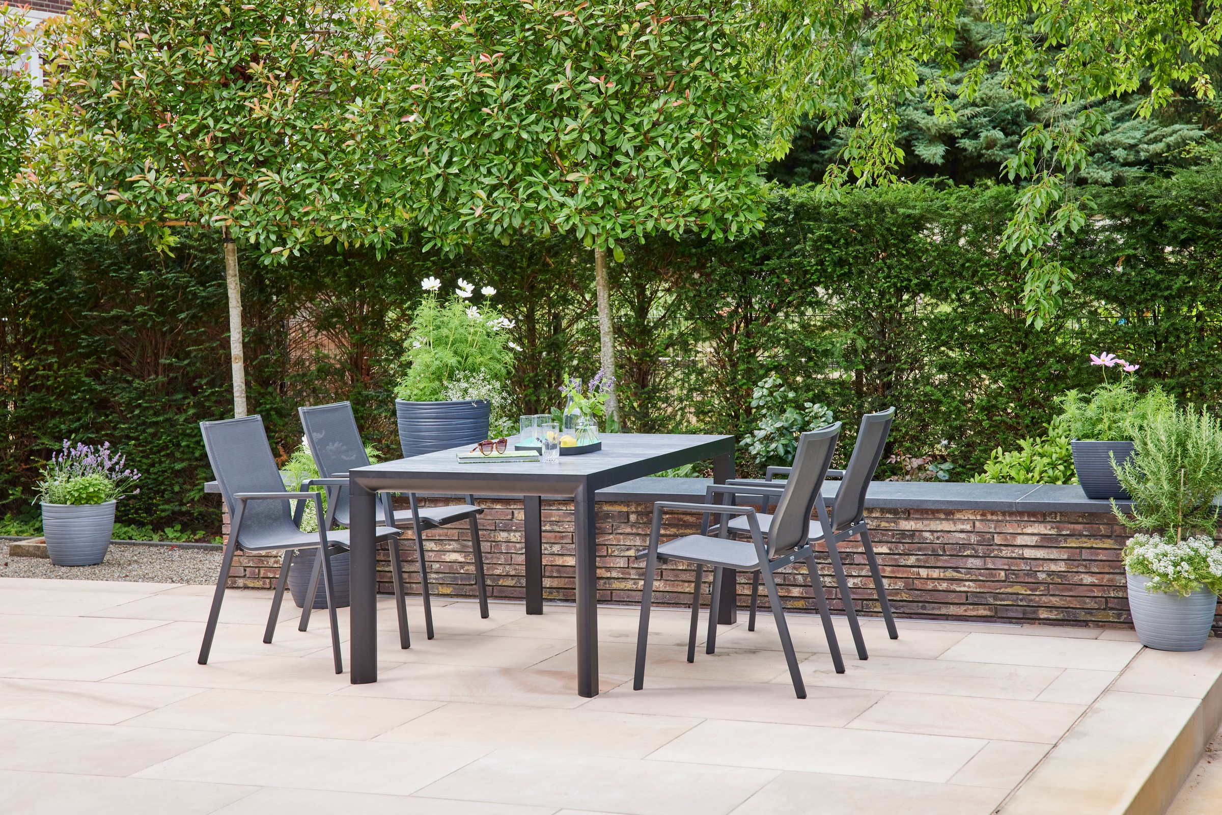 Siena Garden Gartentisch »»Silva« 160x90cm Aluminiumgestell mit Keramikleisten«