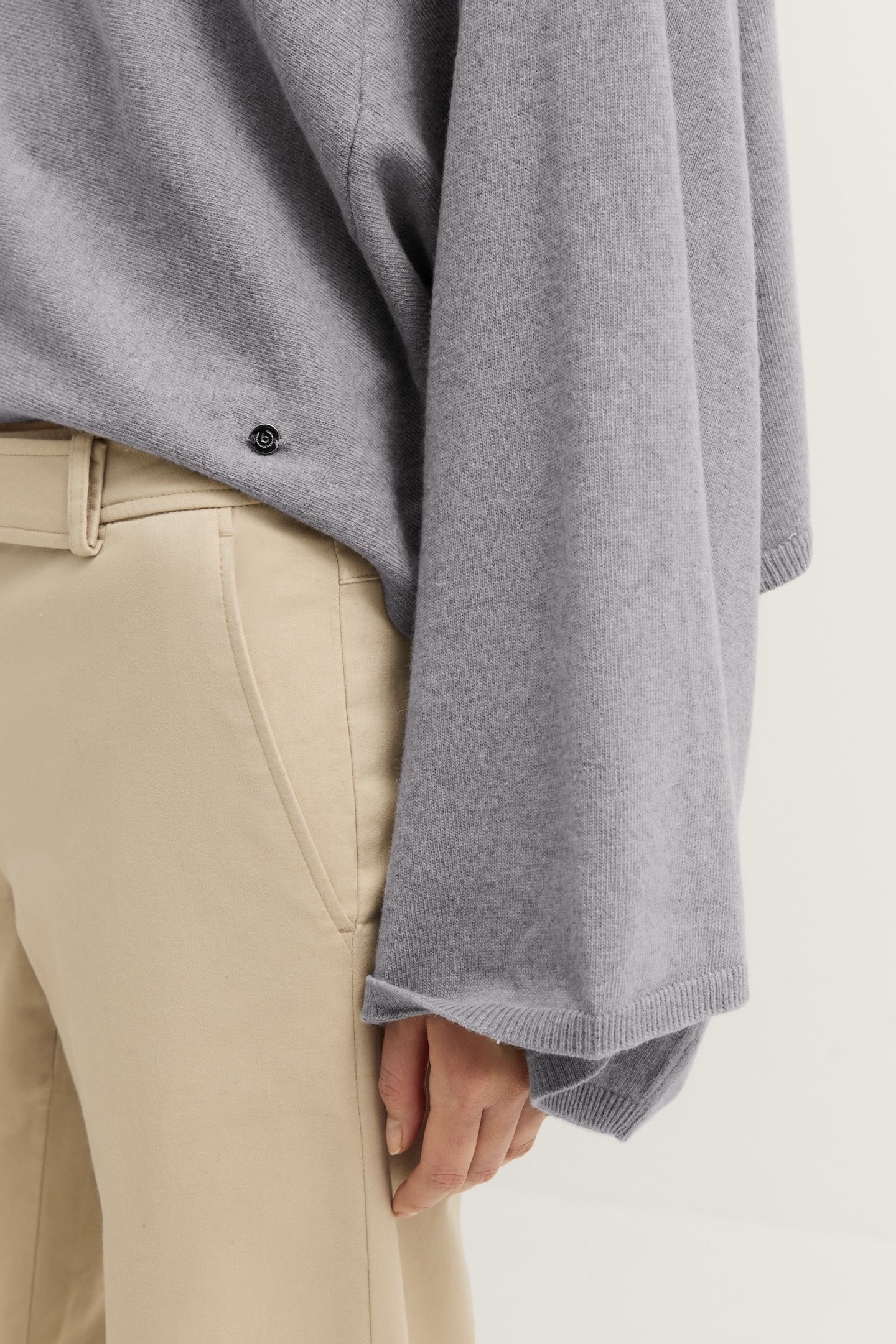 bugatti Strickcape »Rundhals-Ausschnitt« aus Woll-Kaschmir-Mix