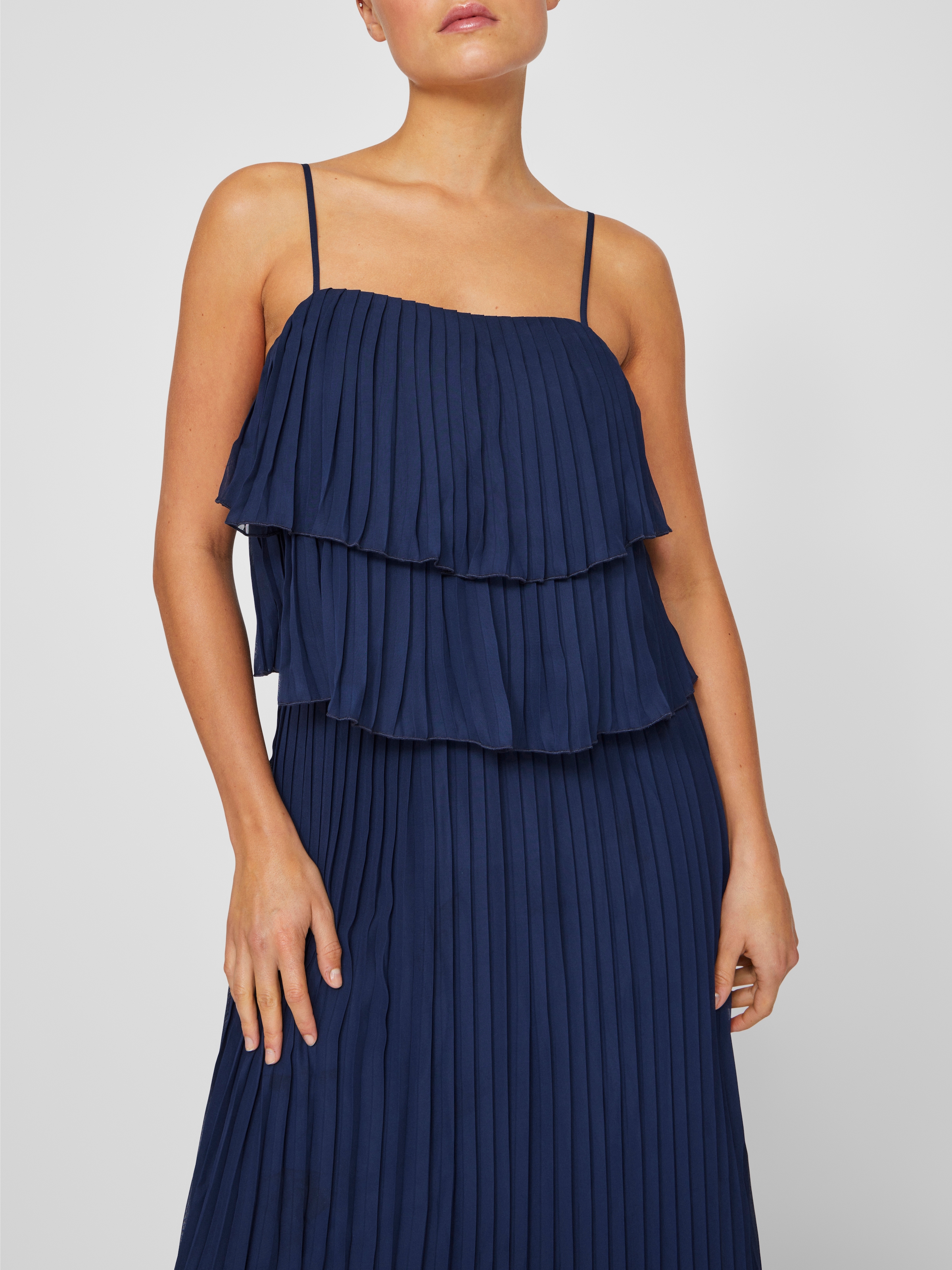 Vila Trägerkleid »VICHIFFON SINGLET PLEATS DRESS - NOOS«