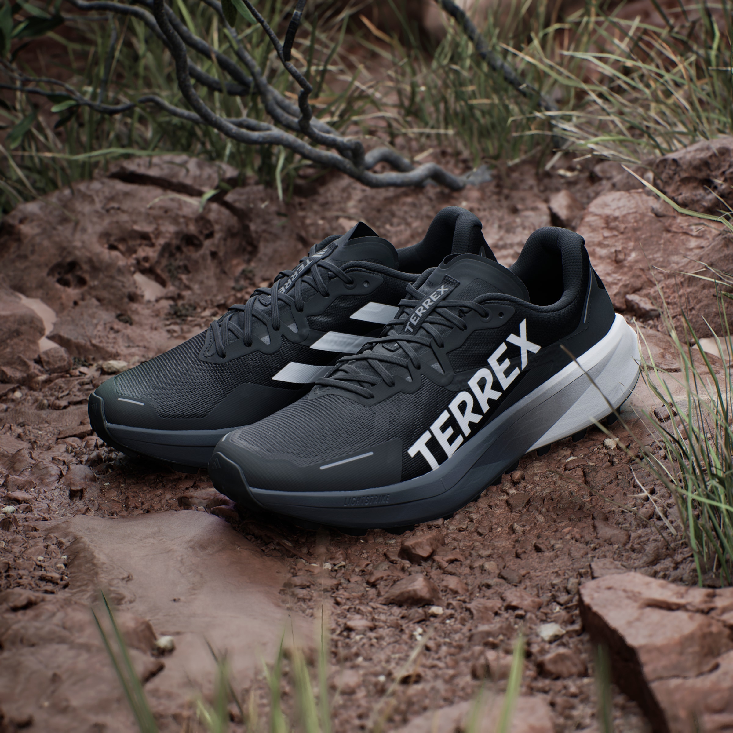 adidas TERREX Trailrunningschuh »TERREX AGRAVIC 3 TRAILRUNNING«