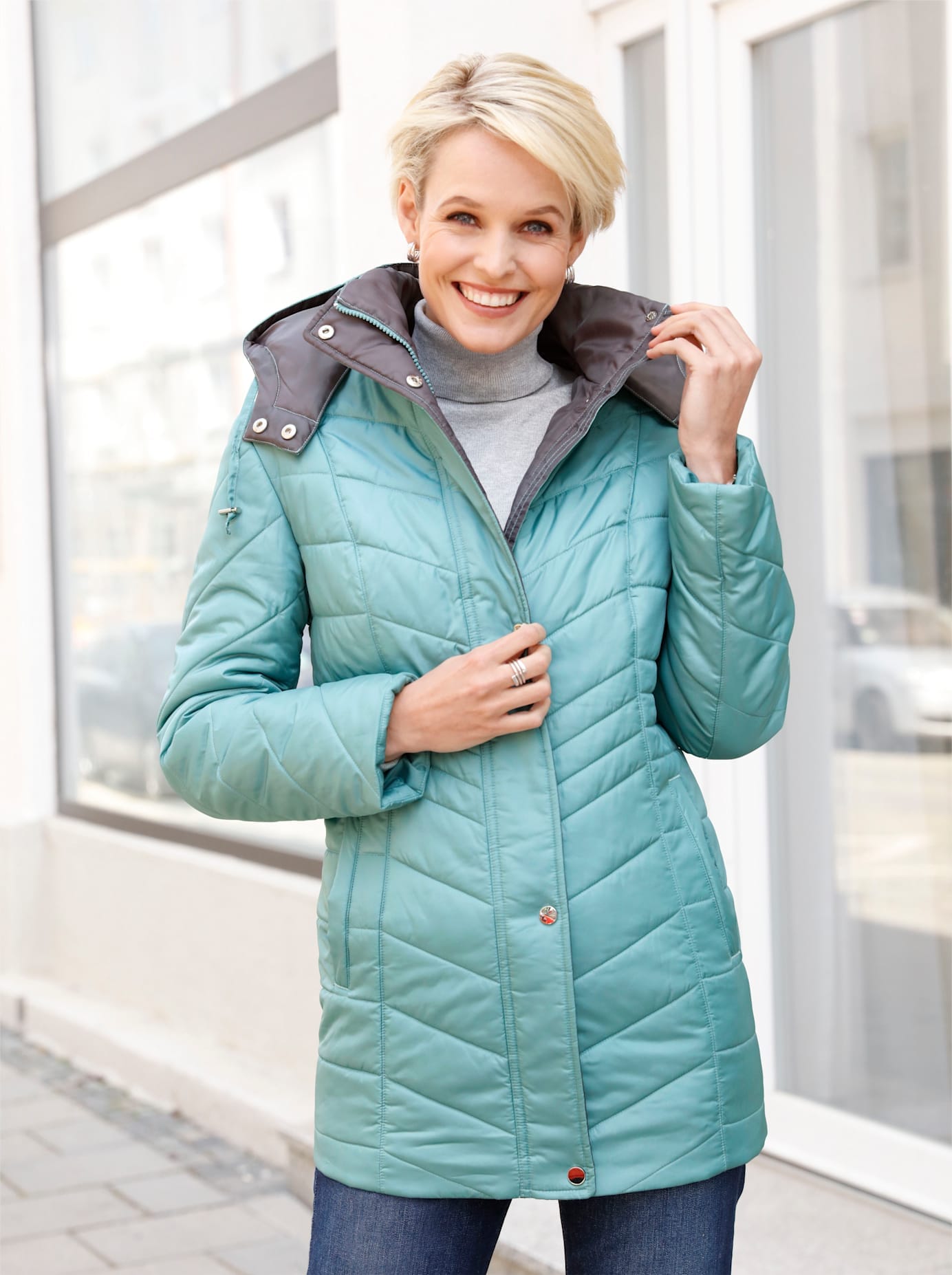 Classic Basics Steppjacke mit Kapuze