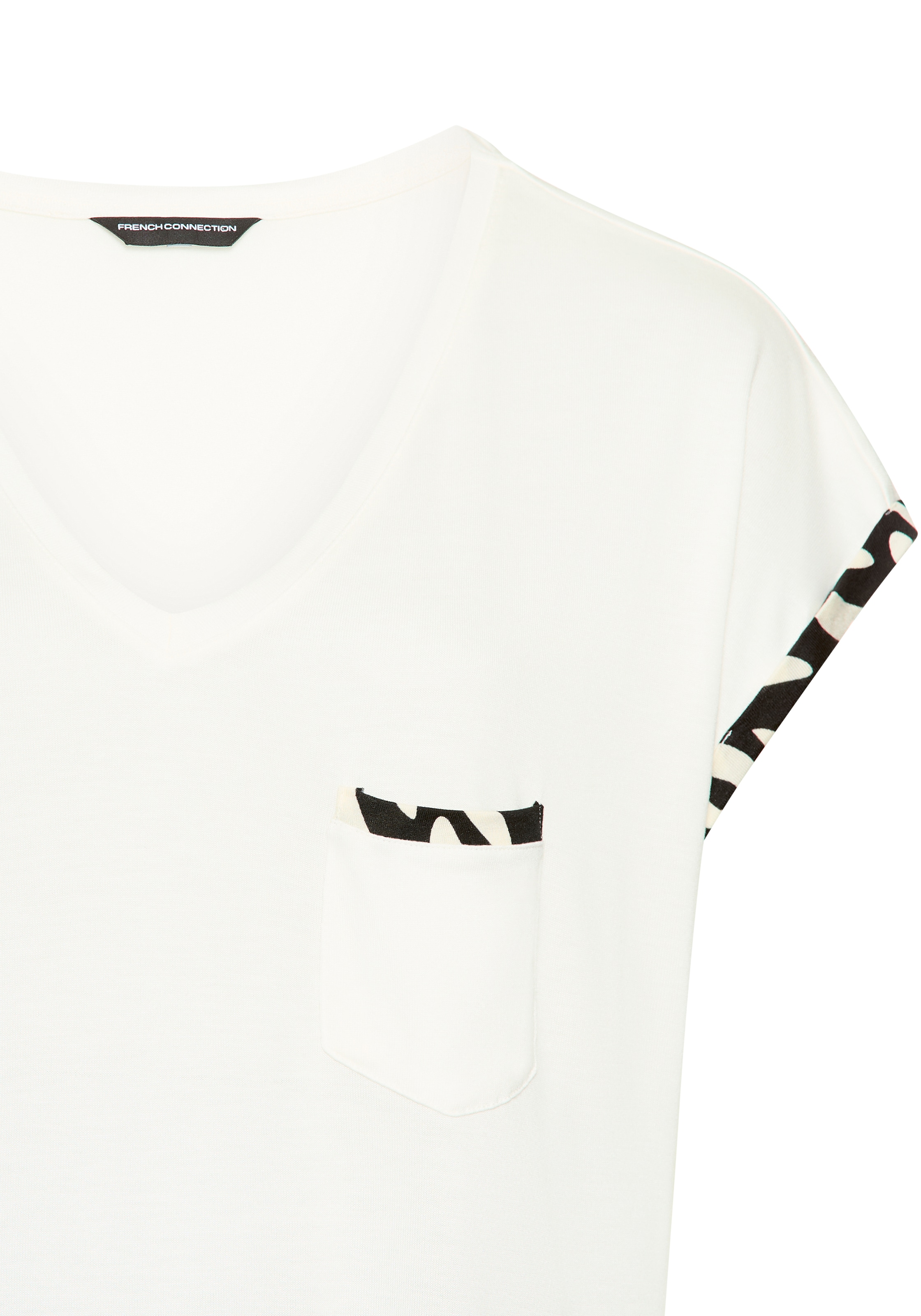 French Connection Shorty 2 im zeitlosen Schwarz-Weiß-Look