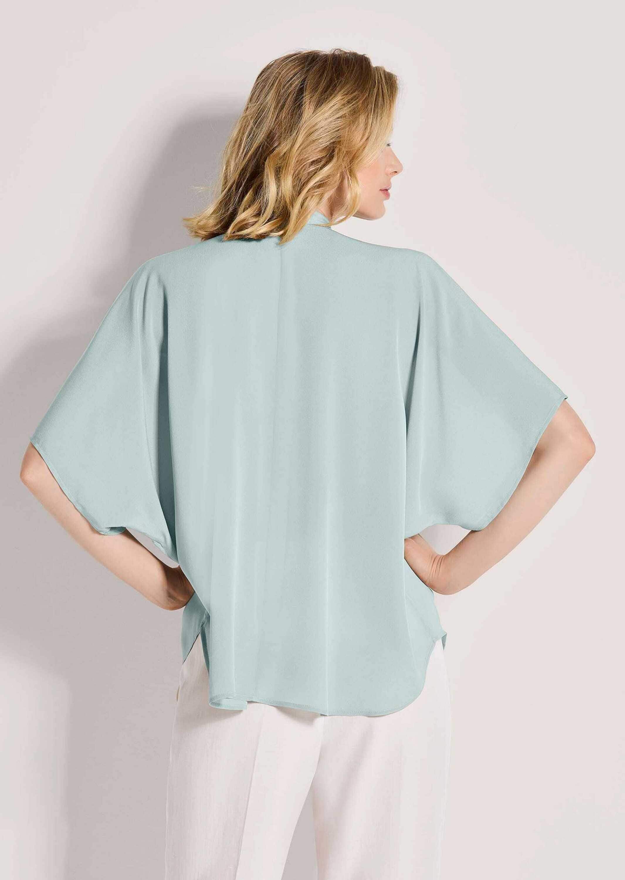 MADELEINE Kurzarmbluse »Blusenshirt Elegante Seidenbluse mit Rüschen« Bluse Durchgeknöpft und mit Rüschendetails