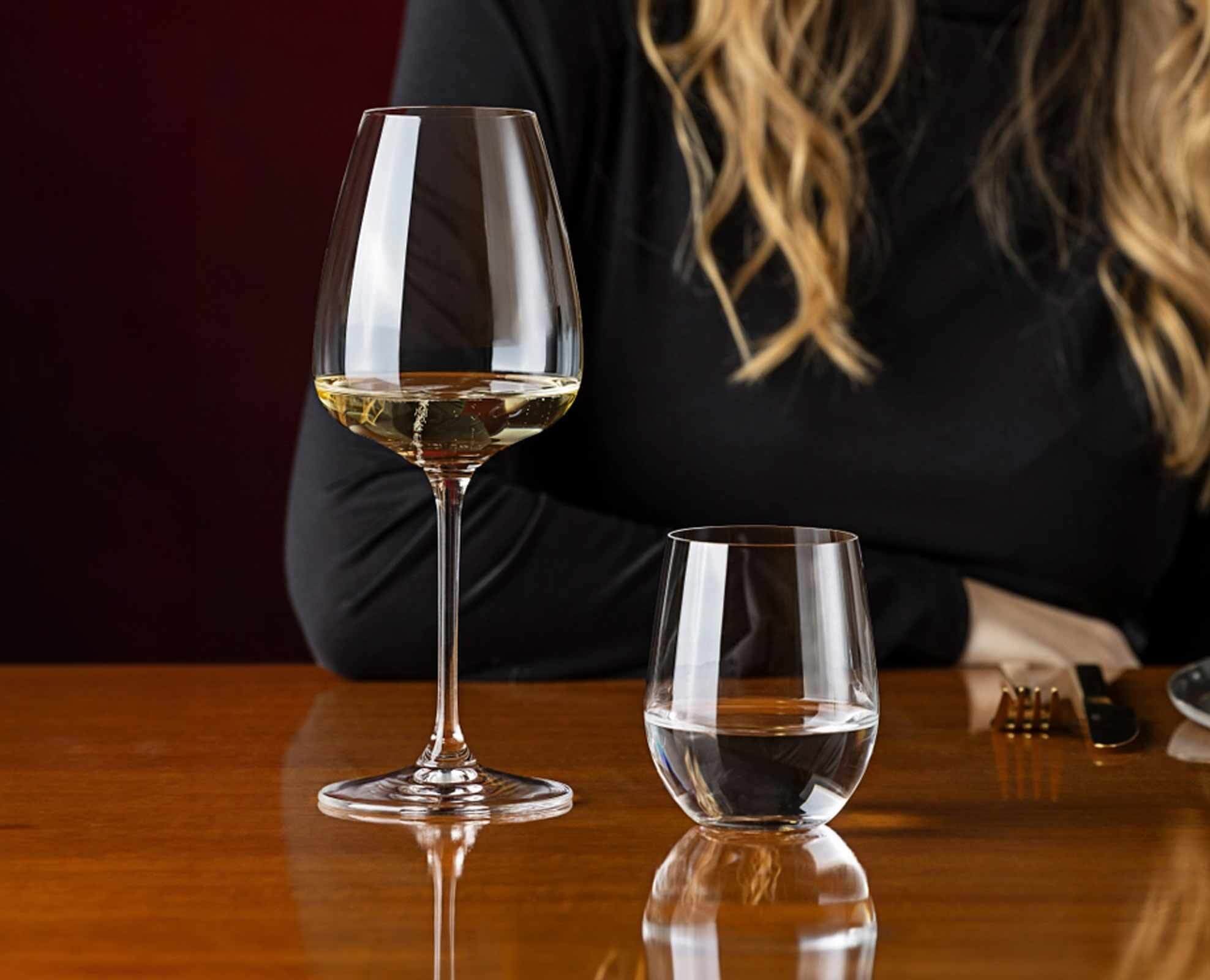 RIEDEL THE WINE GLASS COMPANY Weißweinglas »Weißwein / Champagnerglas / Spritz Drink Grape 550 ml 2er Set transparent«