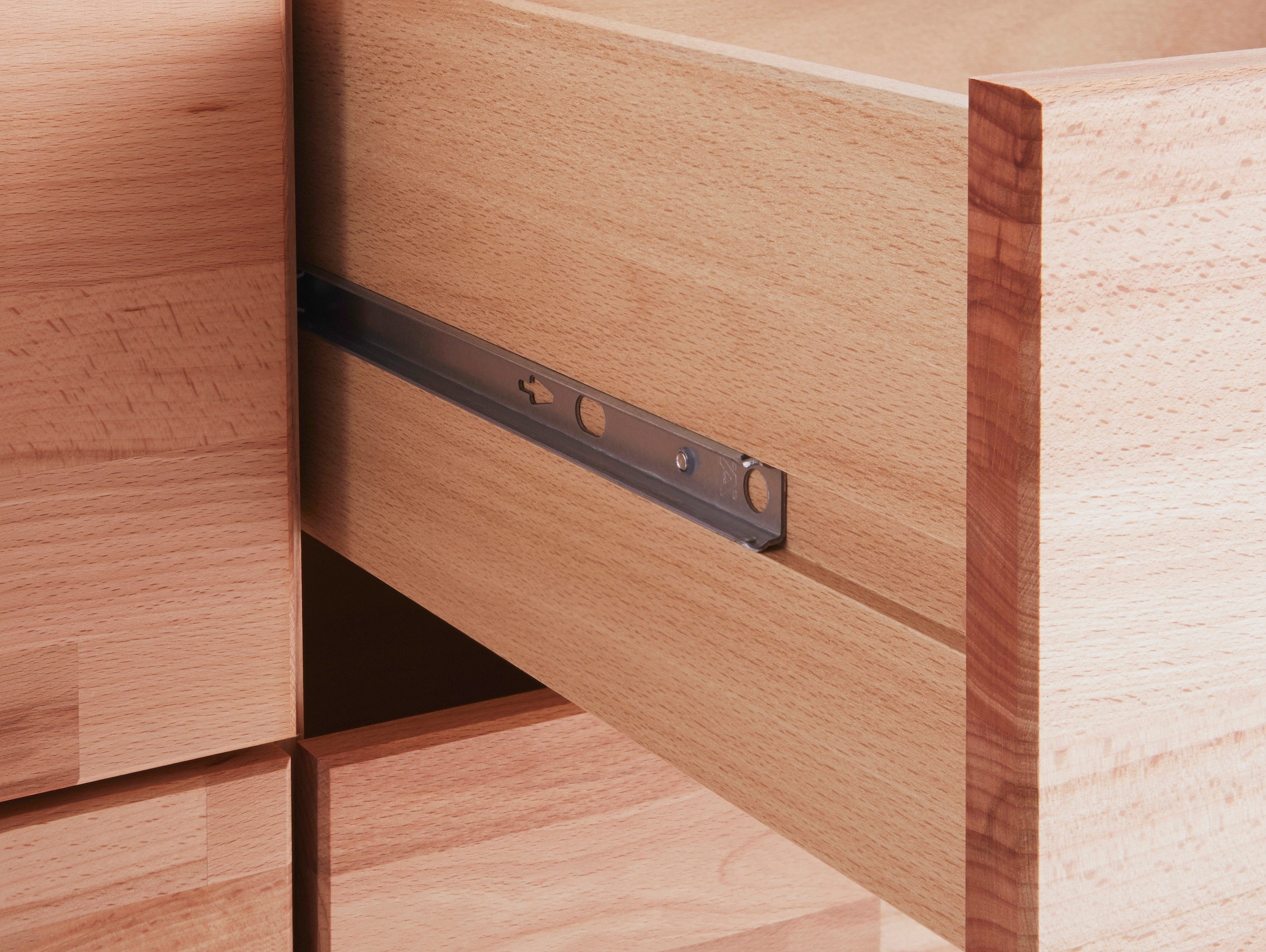VOGL Möbelfabrik Sideboard »Toronto«, Breite 140 cm, teilmassiv, Metallgriff, Made in Germany