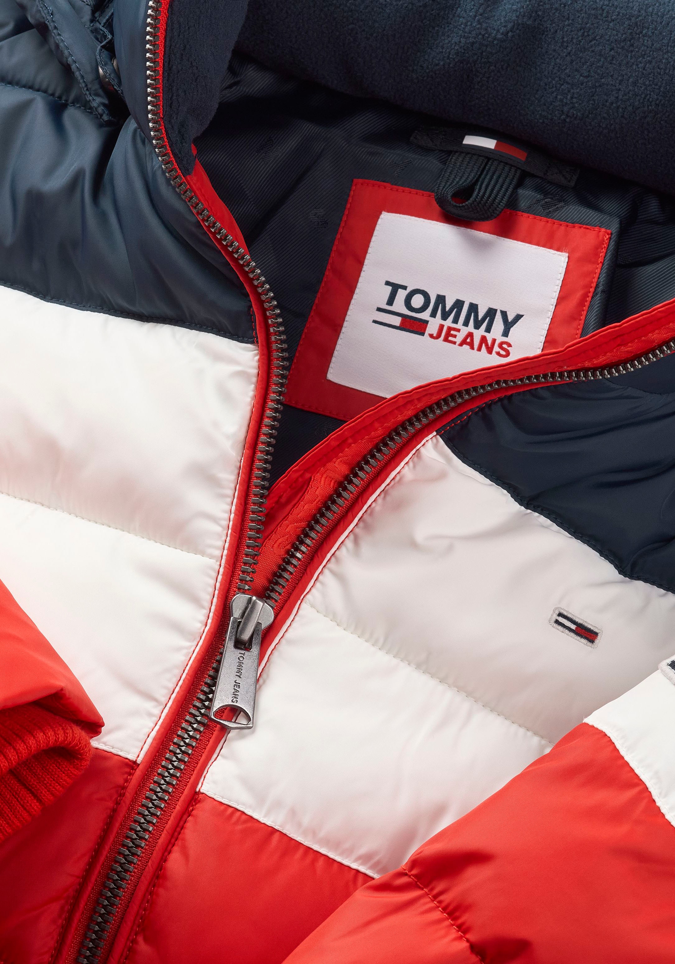 Tommy Jeans Outdoorjacke »TJW COLORBLOCK JACKET«, mit Kapuze, im modischem Colorblocking