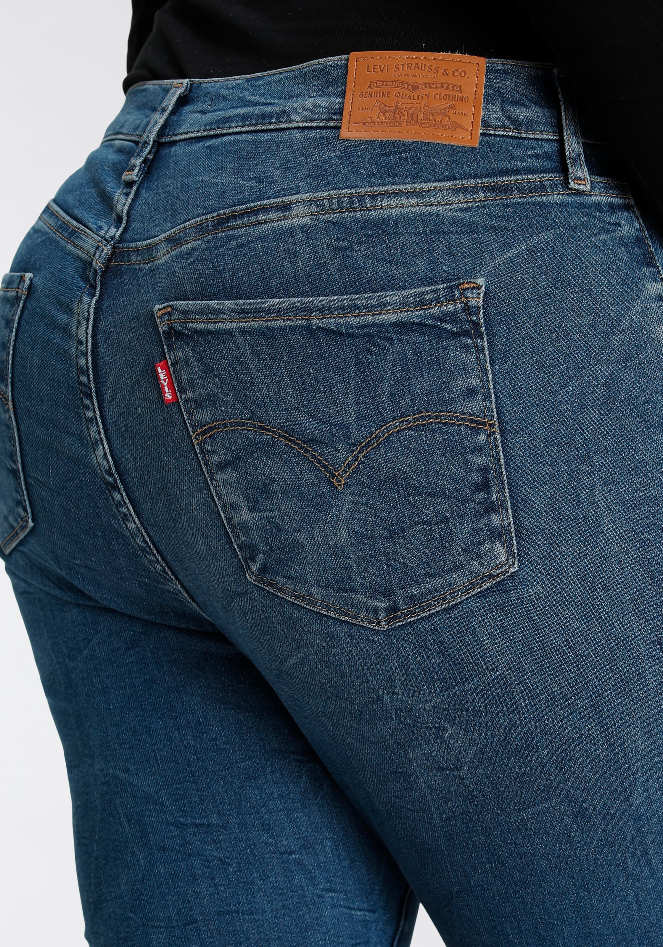 Levi's® Plus Skinny-fit-Jeans »720 High-Rise«, mit hoher Leibhöhe