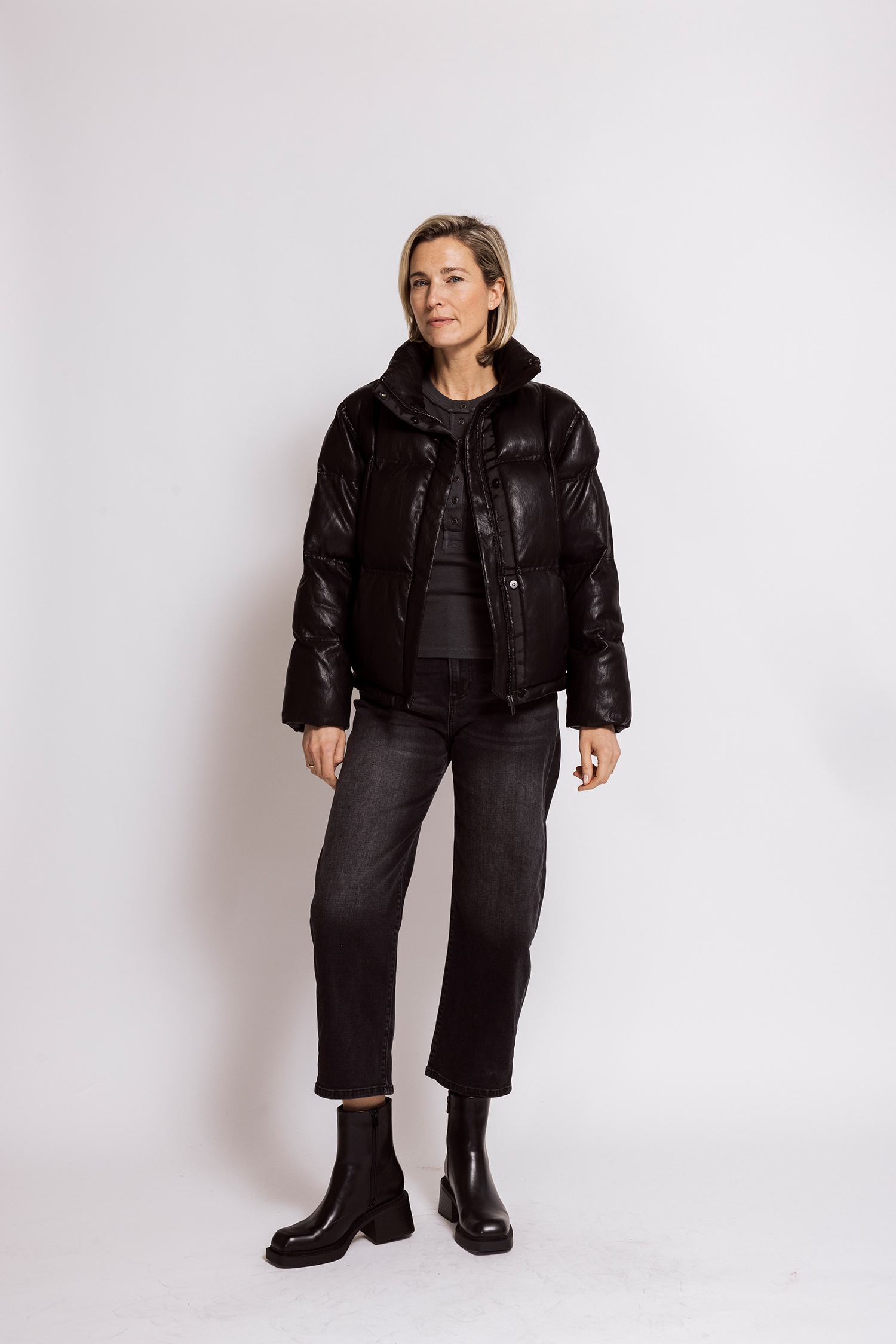 Zhrill Steppjacke »KATARA« ohne Kapuze casual Stil, bequeme Passform, unifarbenes Design