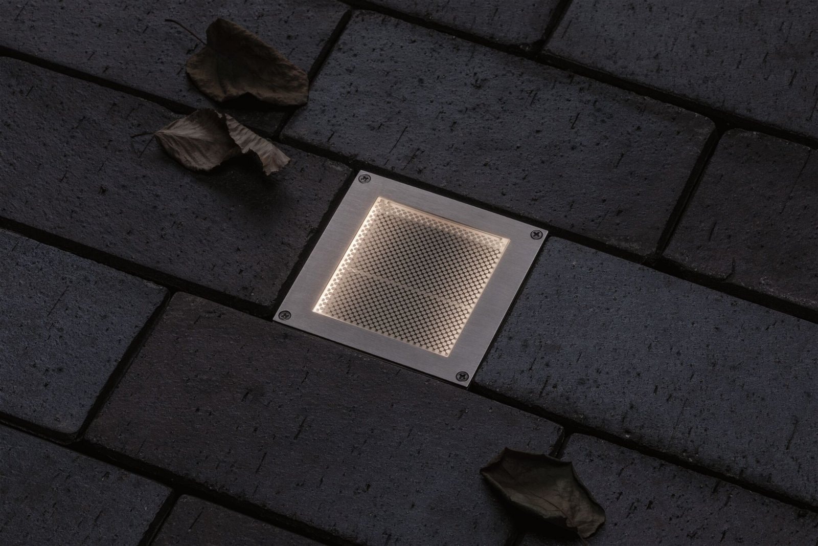 Paulmann LED Einbauleuchte »Brick IP67 eckig 100x100mm 1W 18lm 230V Edelstahl« 1 Stk. Warmweiß Bodeneinbauleuchte Smart Home Zigbee 3.0, Insektenfreundlich