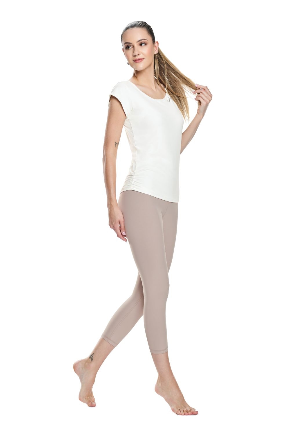 Winshape Leggings »7/8-Tights HWL317C«, mit V-Shape Applikation und Core-Bund